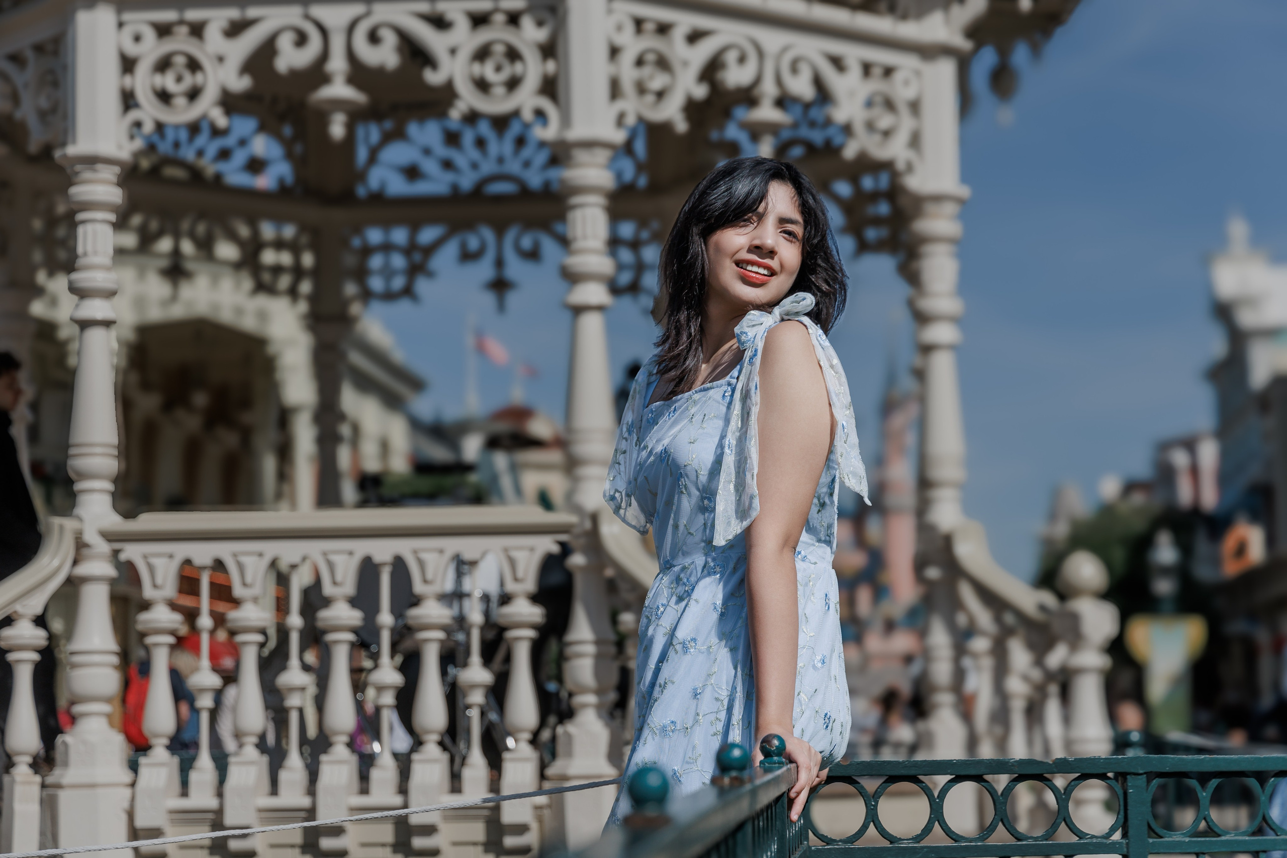 Magical Solo Photoshoot in Disneyland: Photos & Reels. Photographe à Paris
