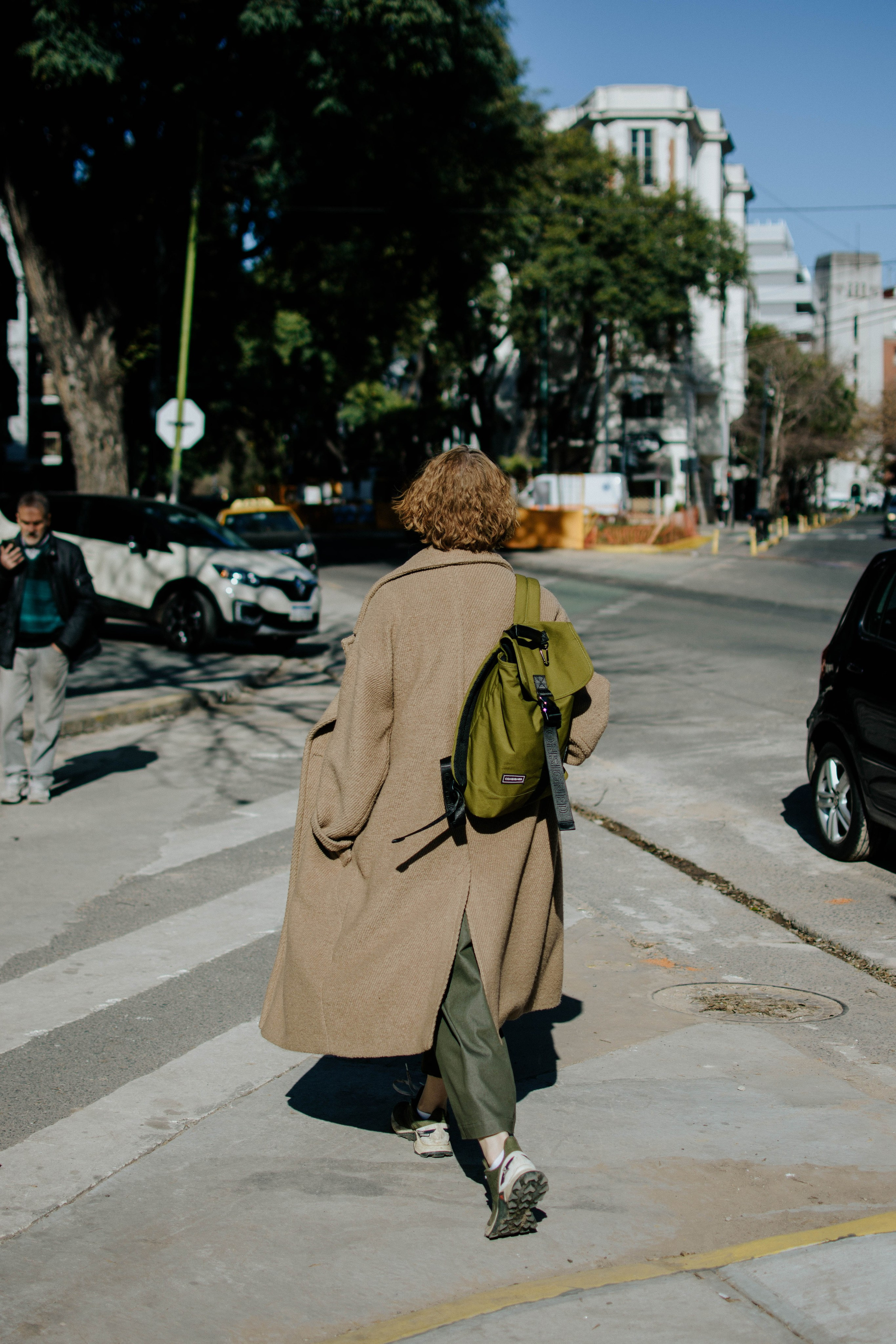 Nice to meet you, Eugenia. Photographer @elmirkami in the city of Buenos Aires