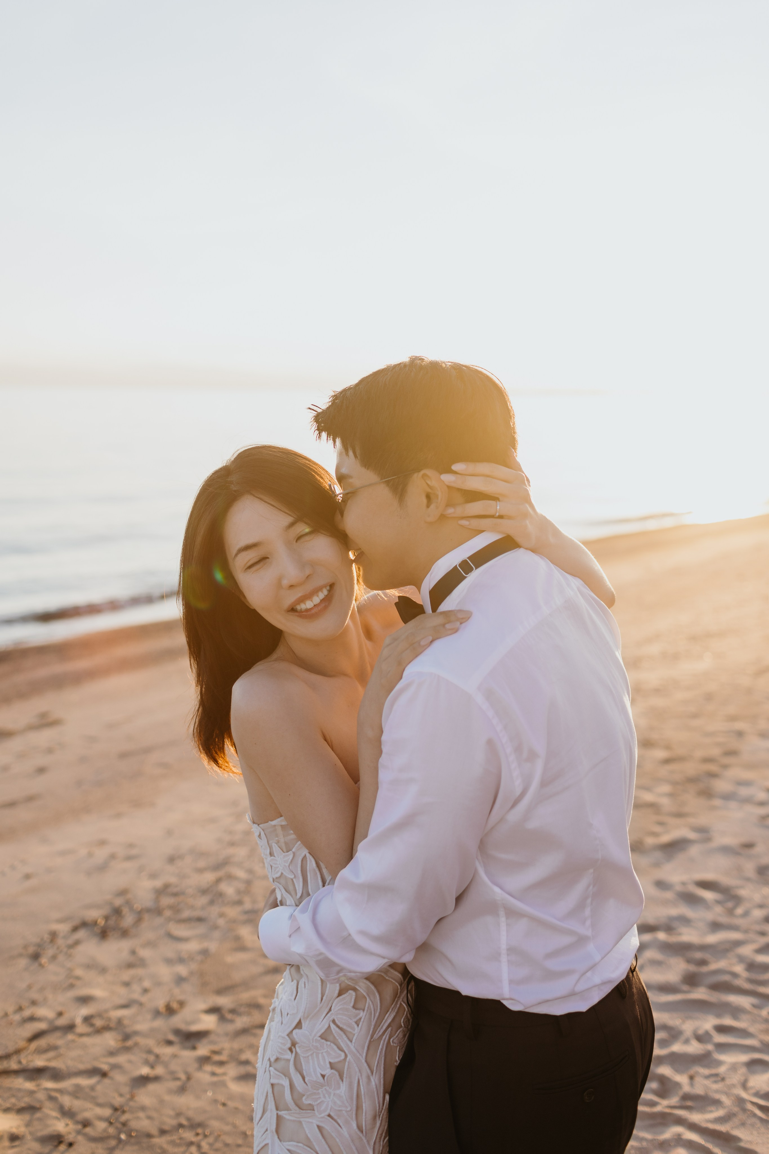 Чесан и Лиса (South Korea) — свадебная фотосессия на Иссык-Куле, пансионат “Каприз” | Chisun & Lisa — Issyk-Kul Lake wedding photos, Capriz. Фотограф в Бишкеке Оксана Шувалова