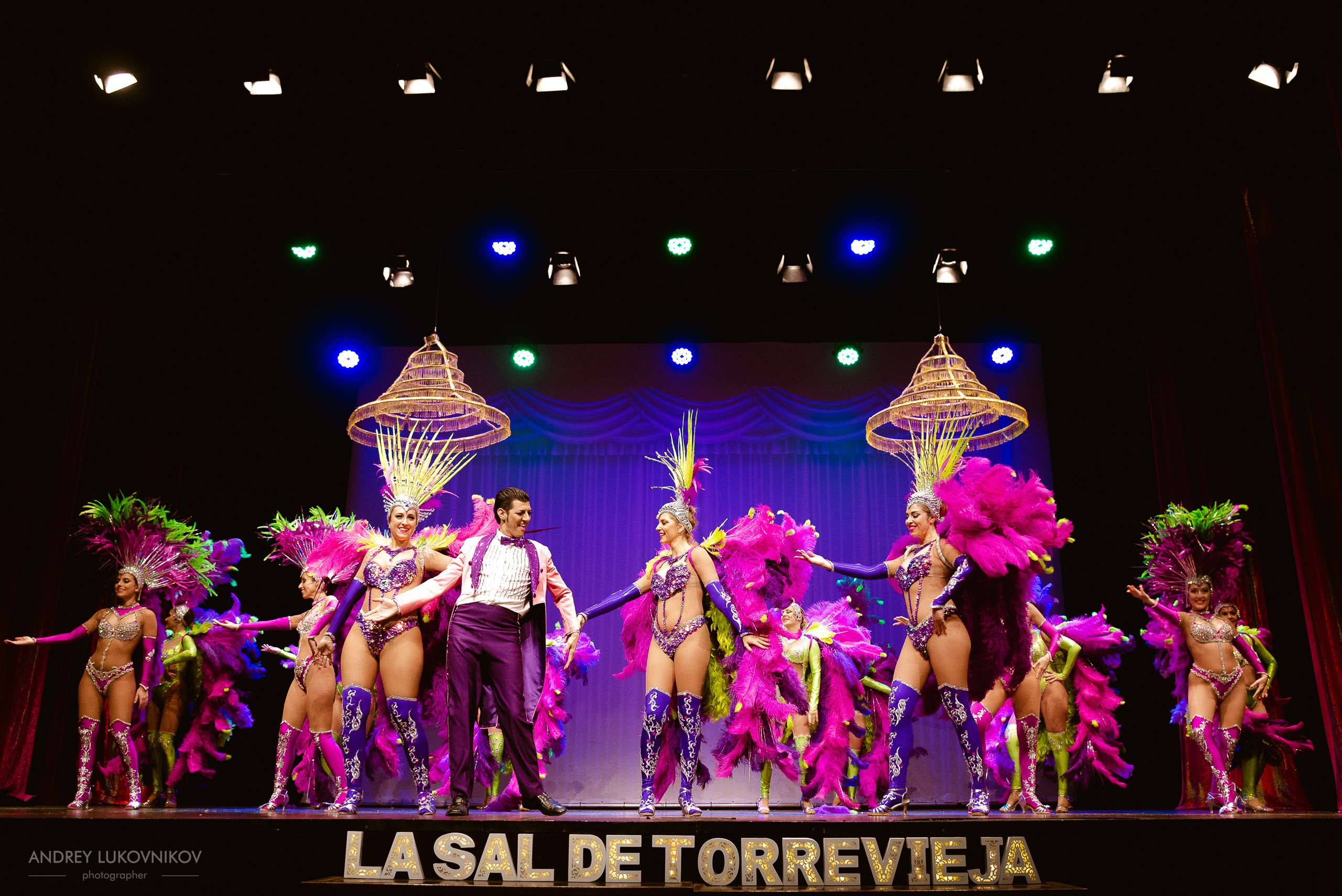 Reportaje fotográfico y rodaje entre bastidores del concierto de La Sal de Torrevieja en España