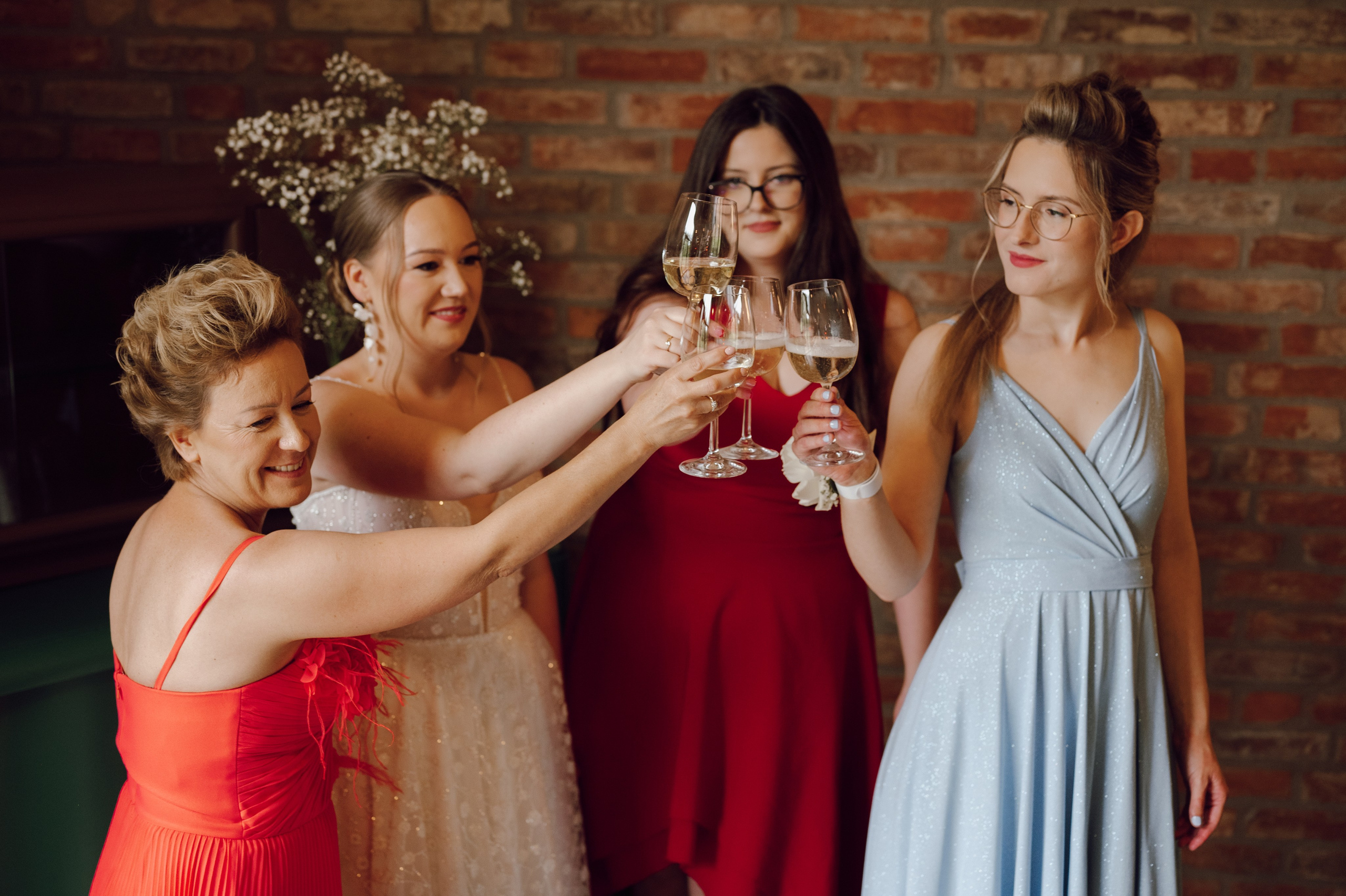 Kasia & Kuba | Wesele w stodole Owczarnia. Ślubny fotograf Poznań | Oliwia Makara