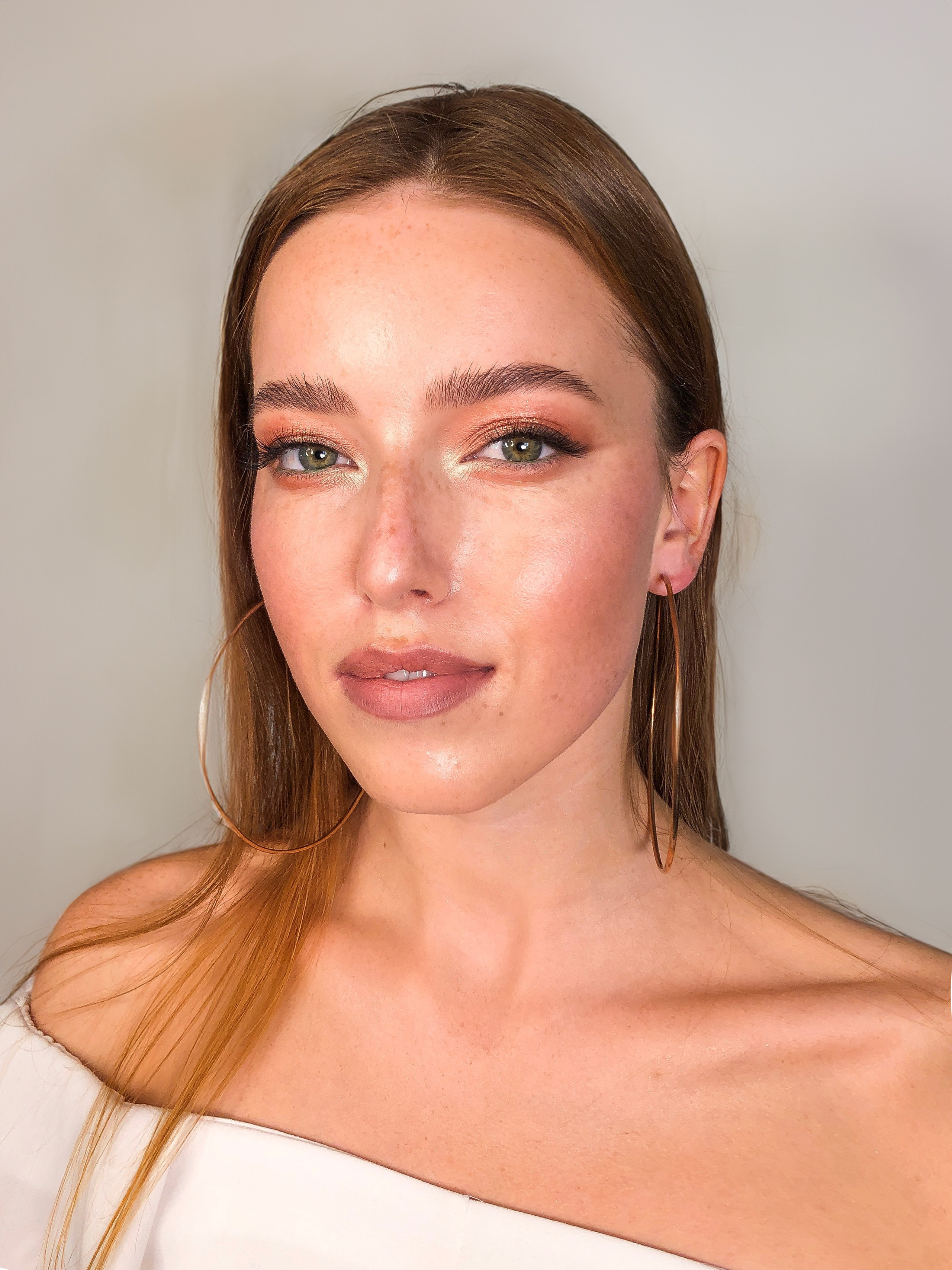 Evening makeup, event hairstyling, special occasion makeup. Makeup artist and Hair stylist in London