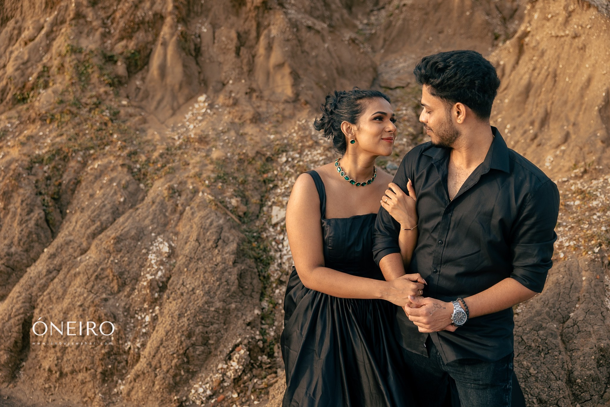 Pre wedding photography: Doric Bungalow in Arippu, Mannar, Sri Lanka