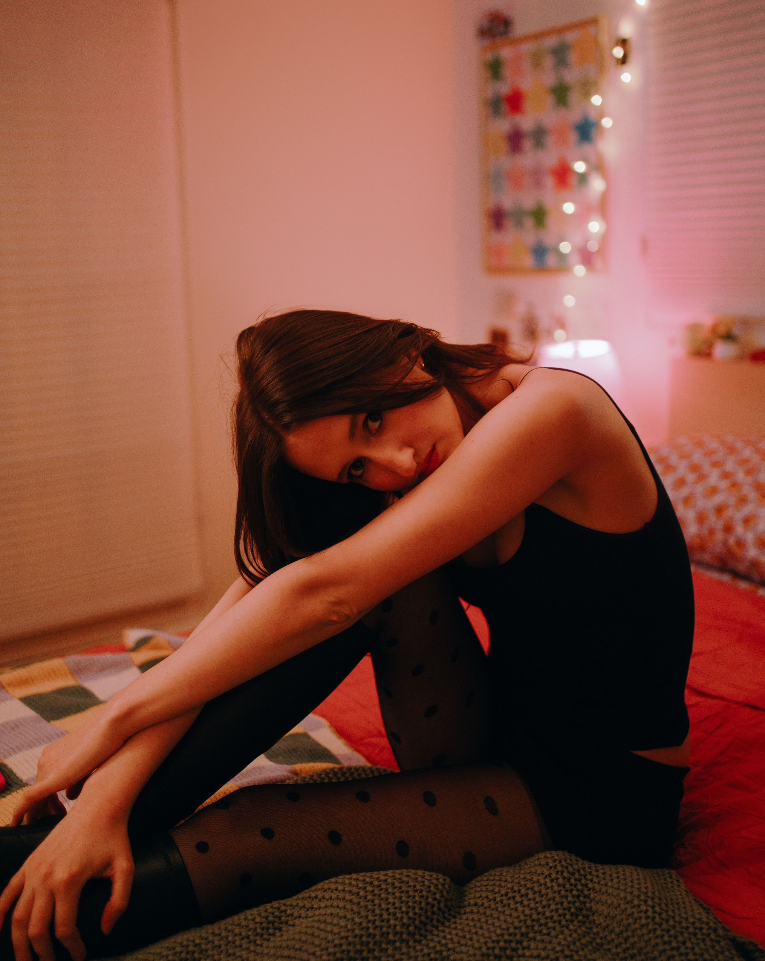 Sadie Jean в Барселоне и Мадриде — живой концерт новой звезды поп-сцены, которую невозможно пропустить | FOTKAI