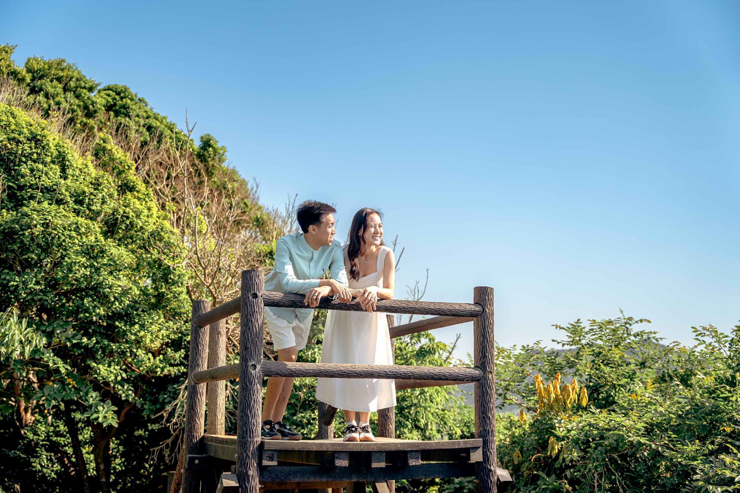 Fukuoka Couple Photoshoot: Roses, Totoro Forest & Sunset Love Story