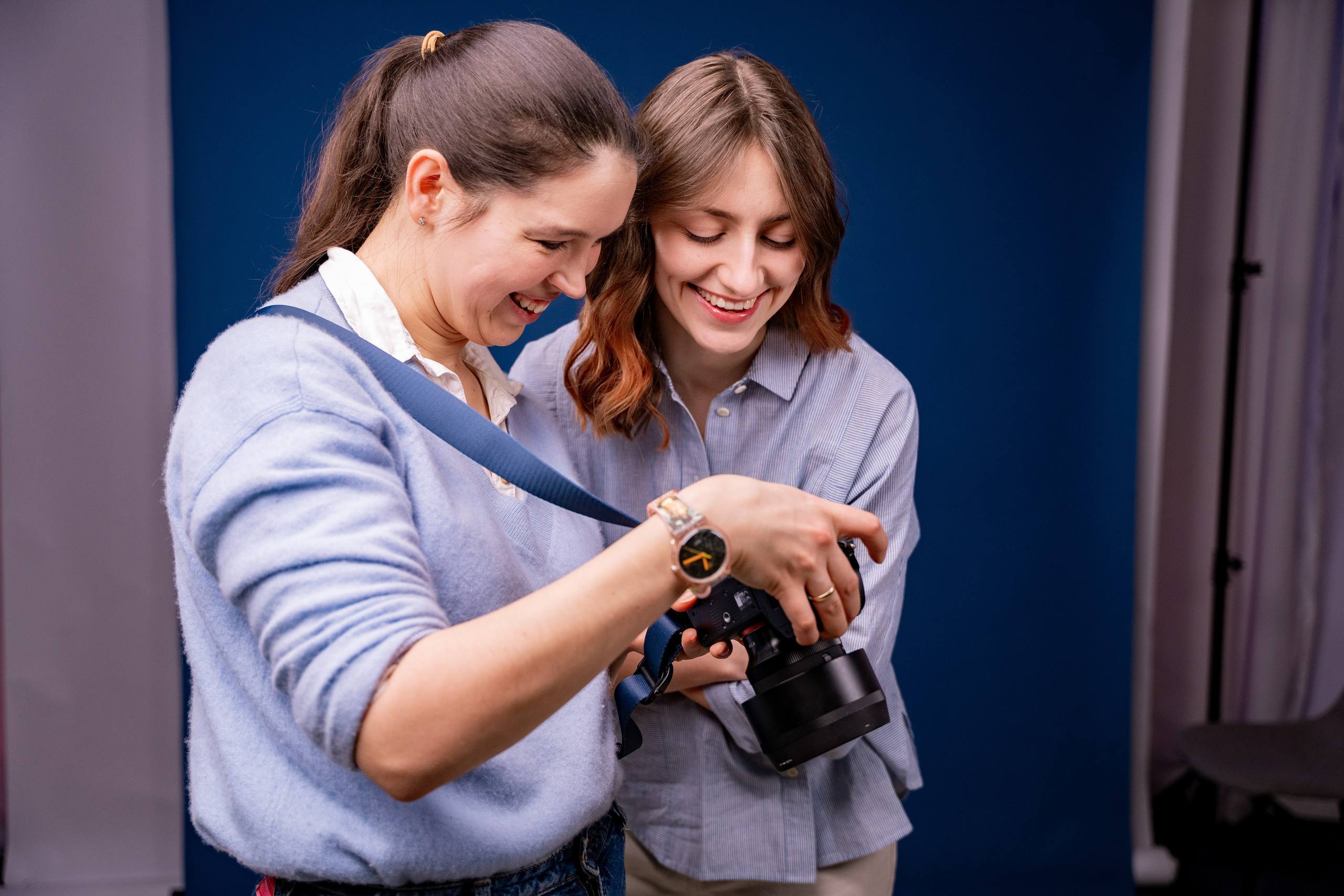 Media Agency Photoshoot — Raymond | Behind-the-Scenes Photography. Photographer in Chisinau — Raymond | Portraits, Events & Product Photography