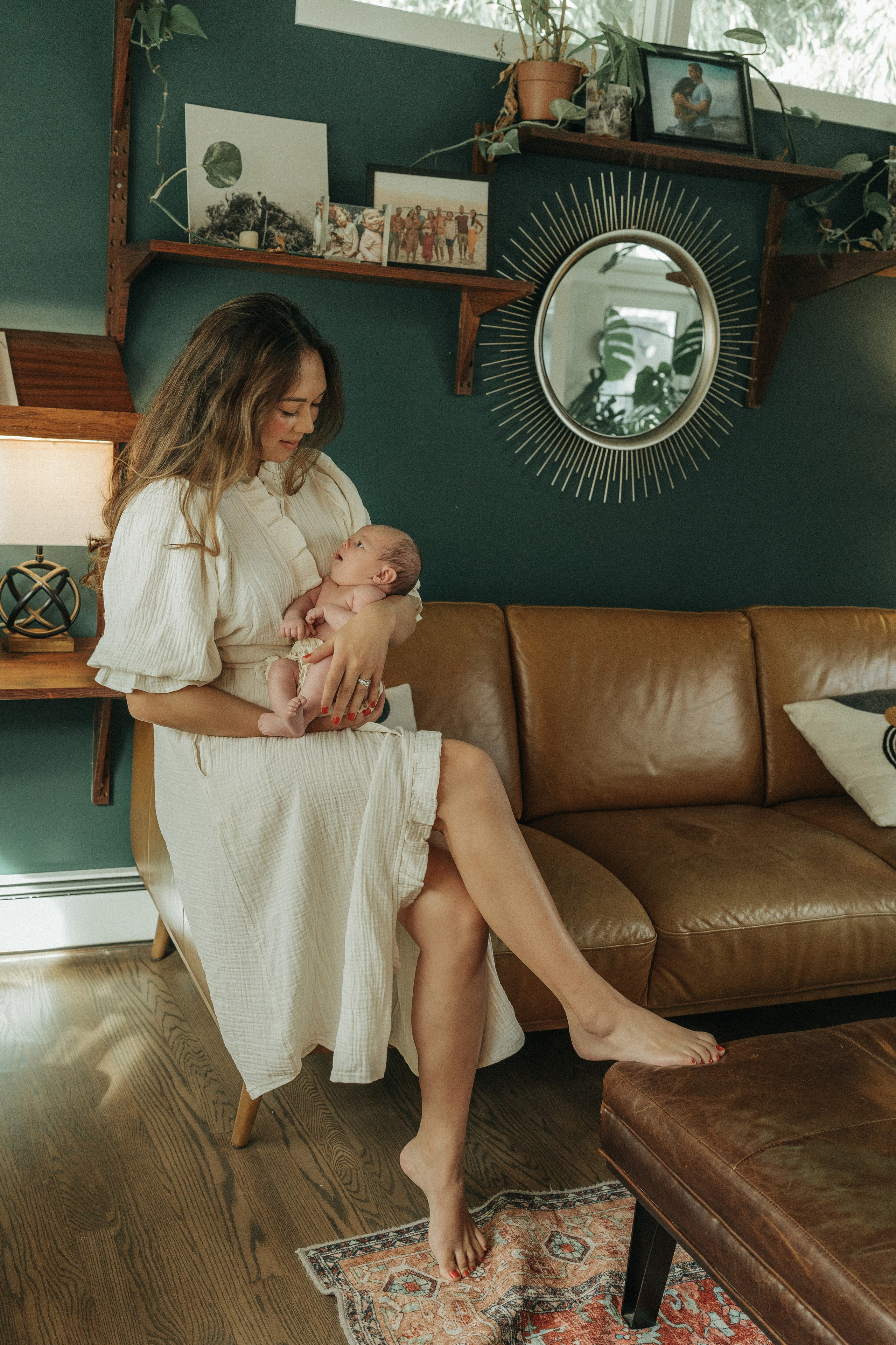 Newborn Photography with Parents – Gentle & Loving Moments. Alisa Tant — Family and newborn photographer Bucks County, Montgomery county, Philadelphia, NJ