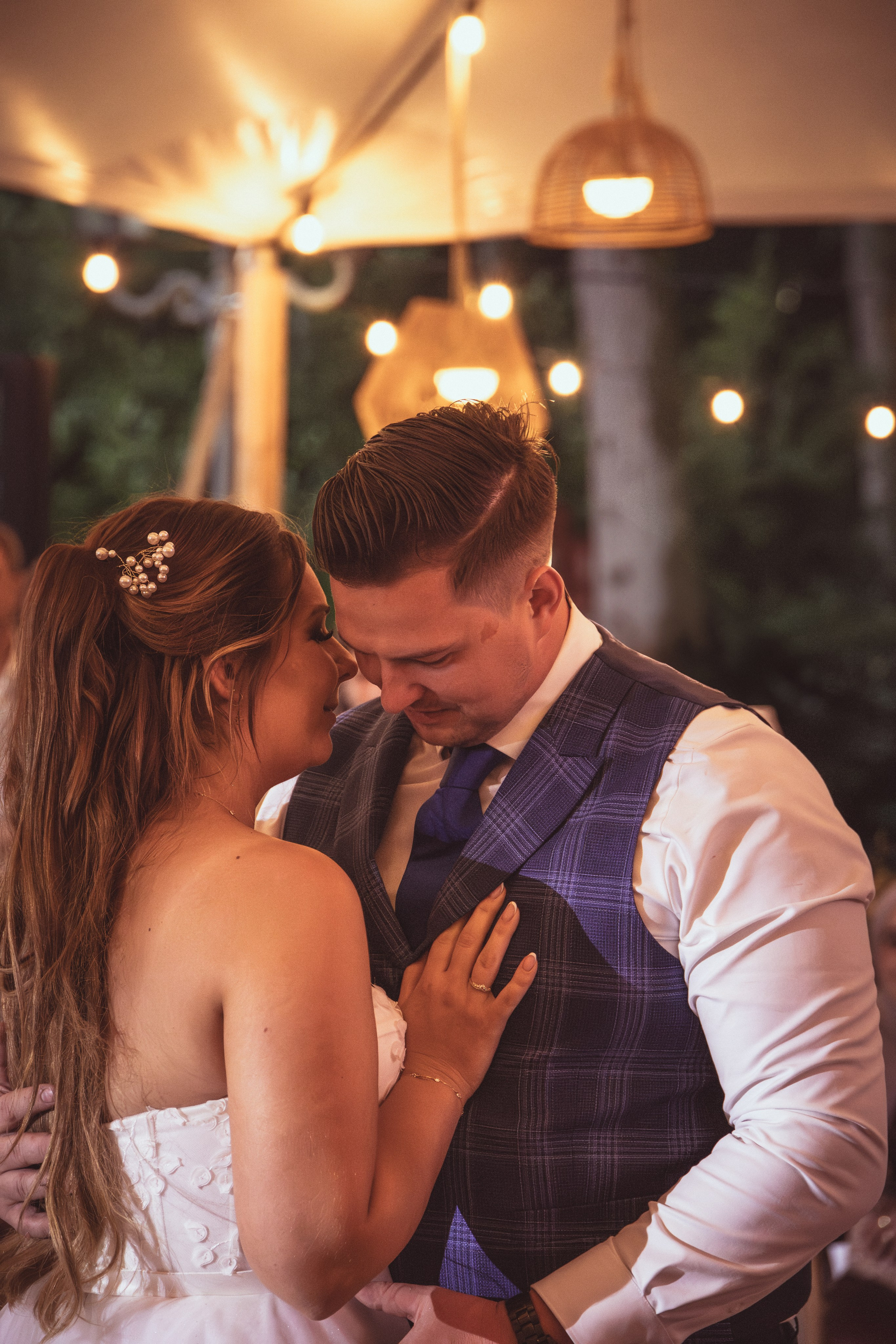 Trouwfotografie Portfolio | Prachtige Sfeerbeelden van Huwelijken. Kapture Fotografie – Huwelijksfotografie & Portretfotografie voor pure liefdevolle momenten