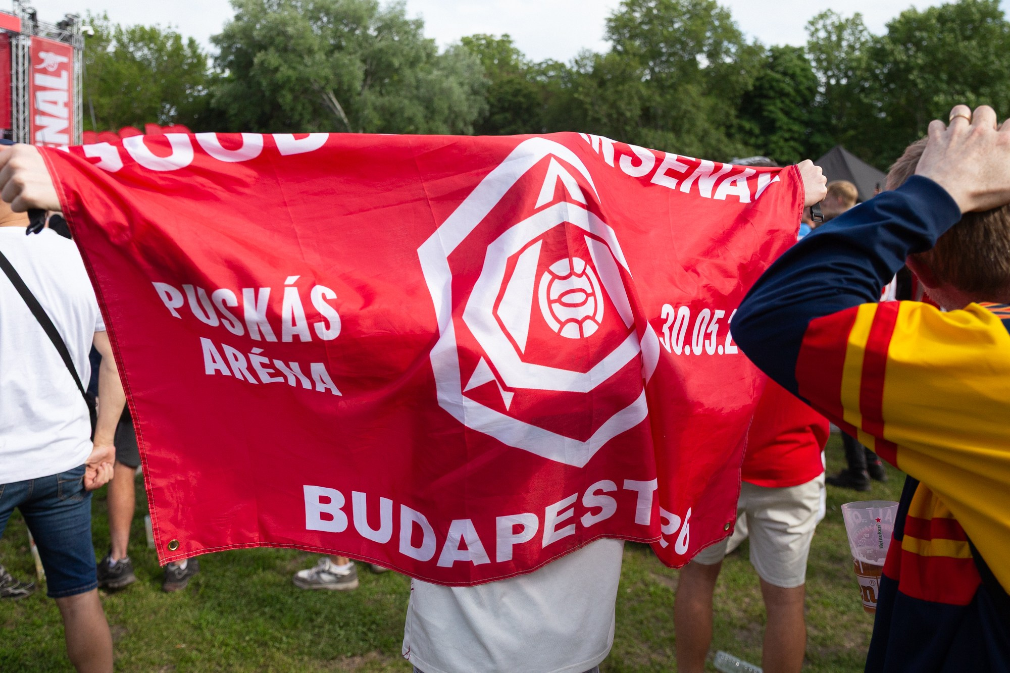 UEFA Champions League Final. Arsenal vs PSG. Budapest 2026. Arsenal Fan Zone. Photographer in Budapest — Yura Knyazev