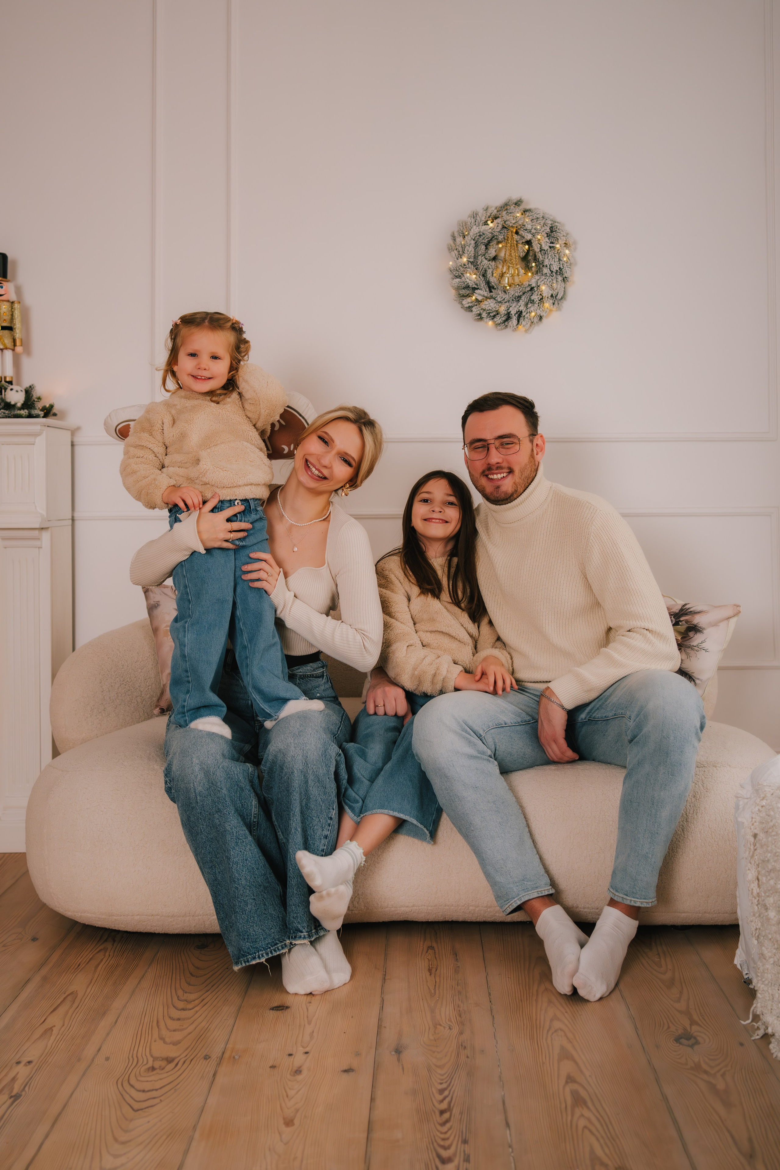 Minimalistyczne sesje świąteczne. Fotograf ślubny & lifestyle Gdańsk, Karolina Baczewska