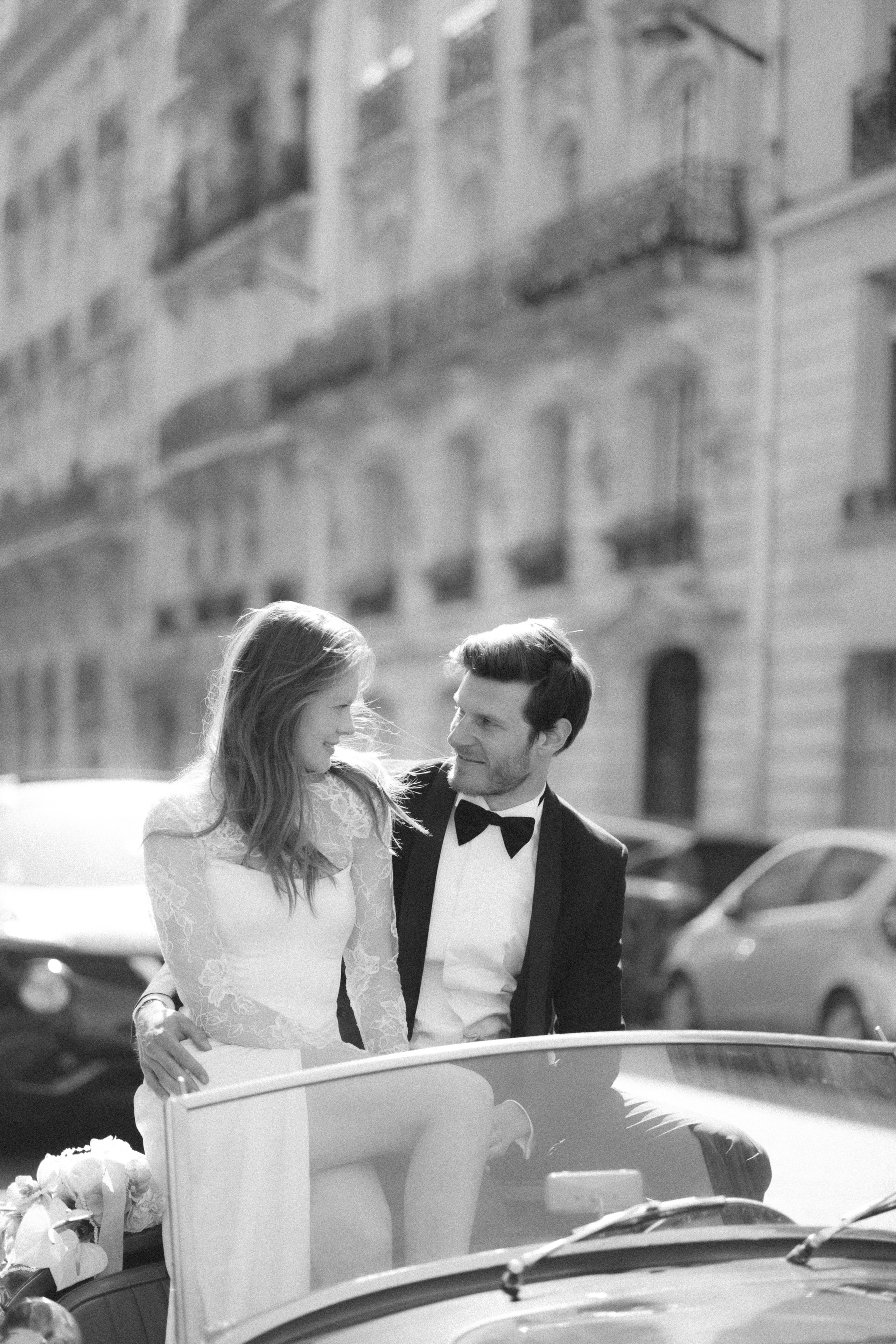Photographer wedding in paris. Sara Luca Wedding Photographer in Italy and Europe
