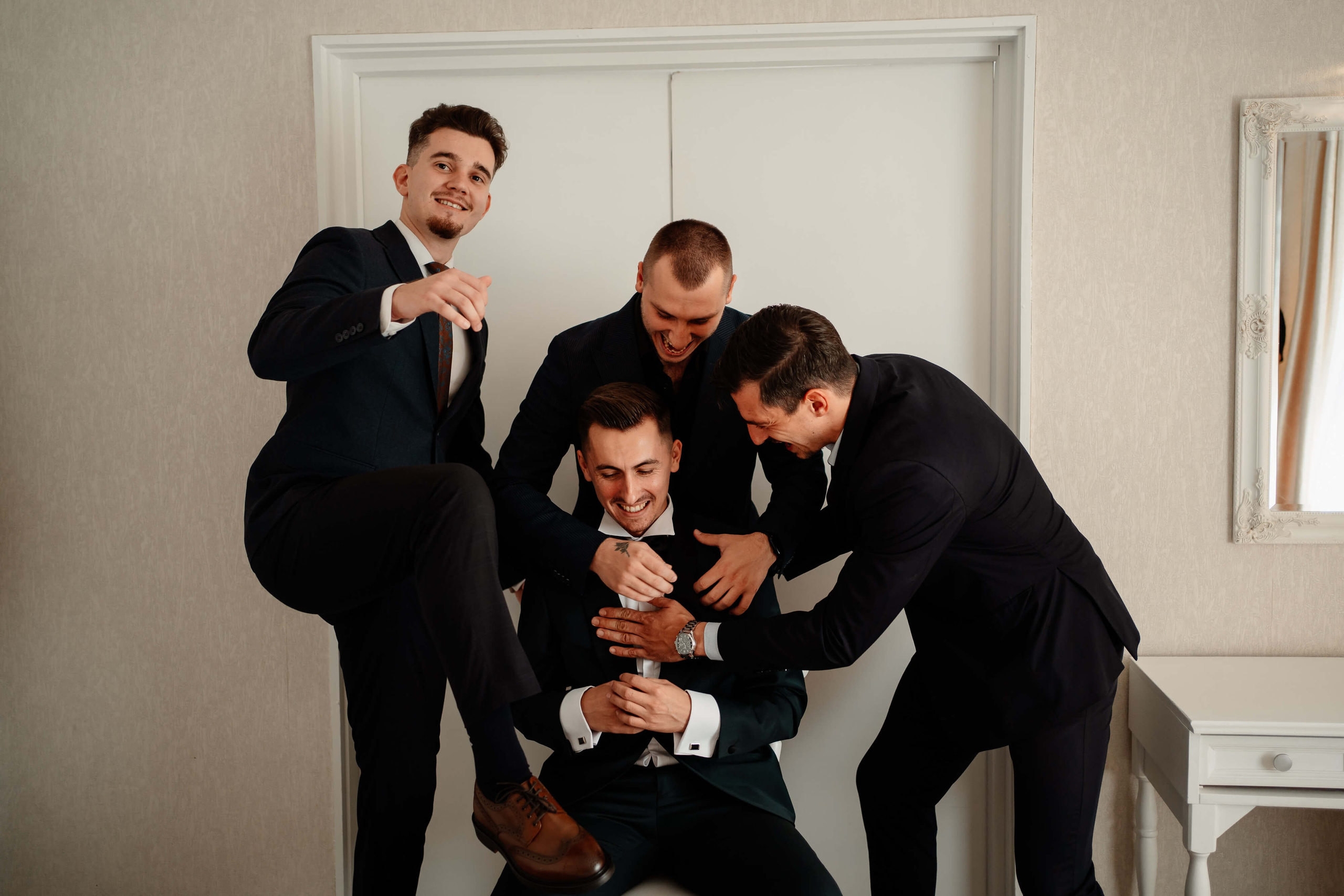 Fotograf Nuntă & Botez București - Mihai Popa | Dincolo de oameni, imortalizez emoții!