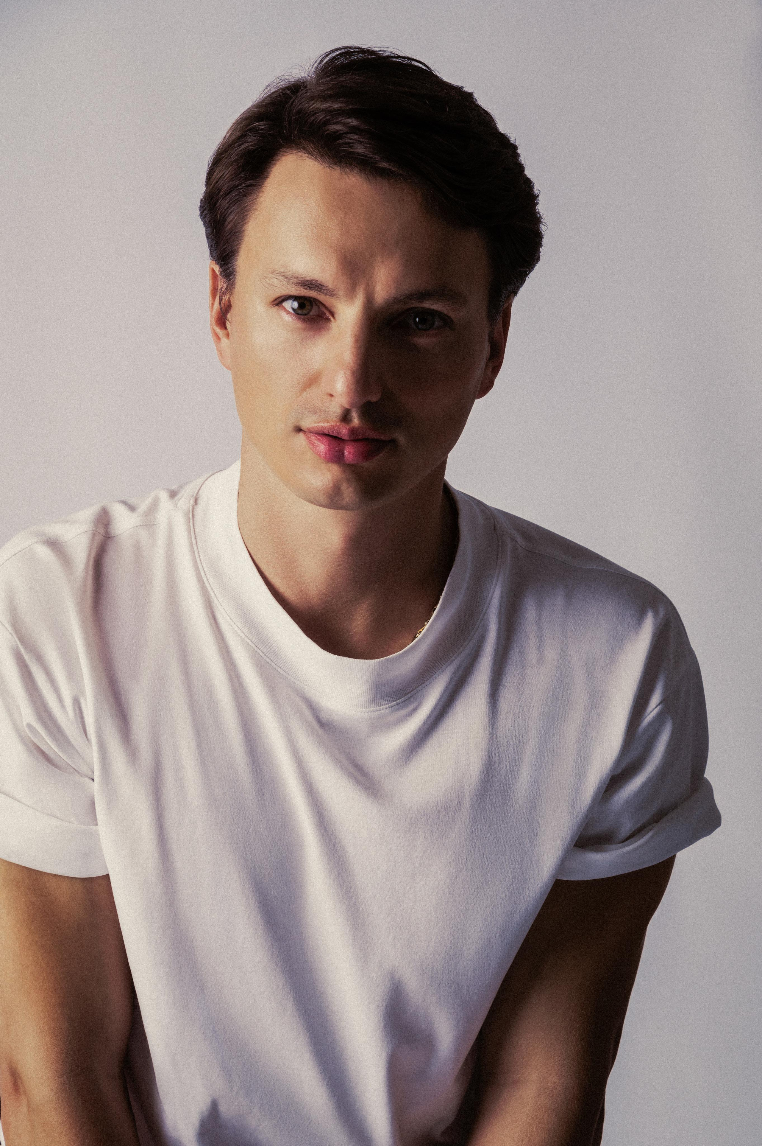 Man portrait in studio Luxembourg