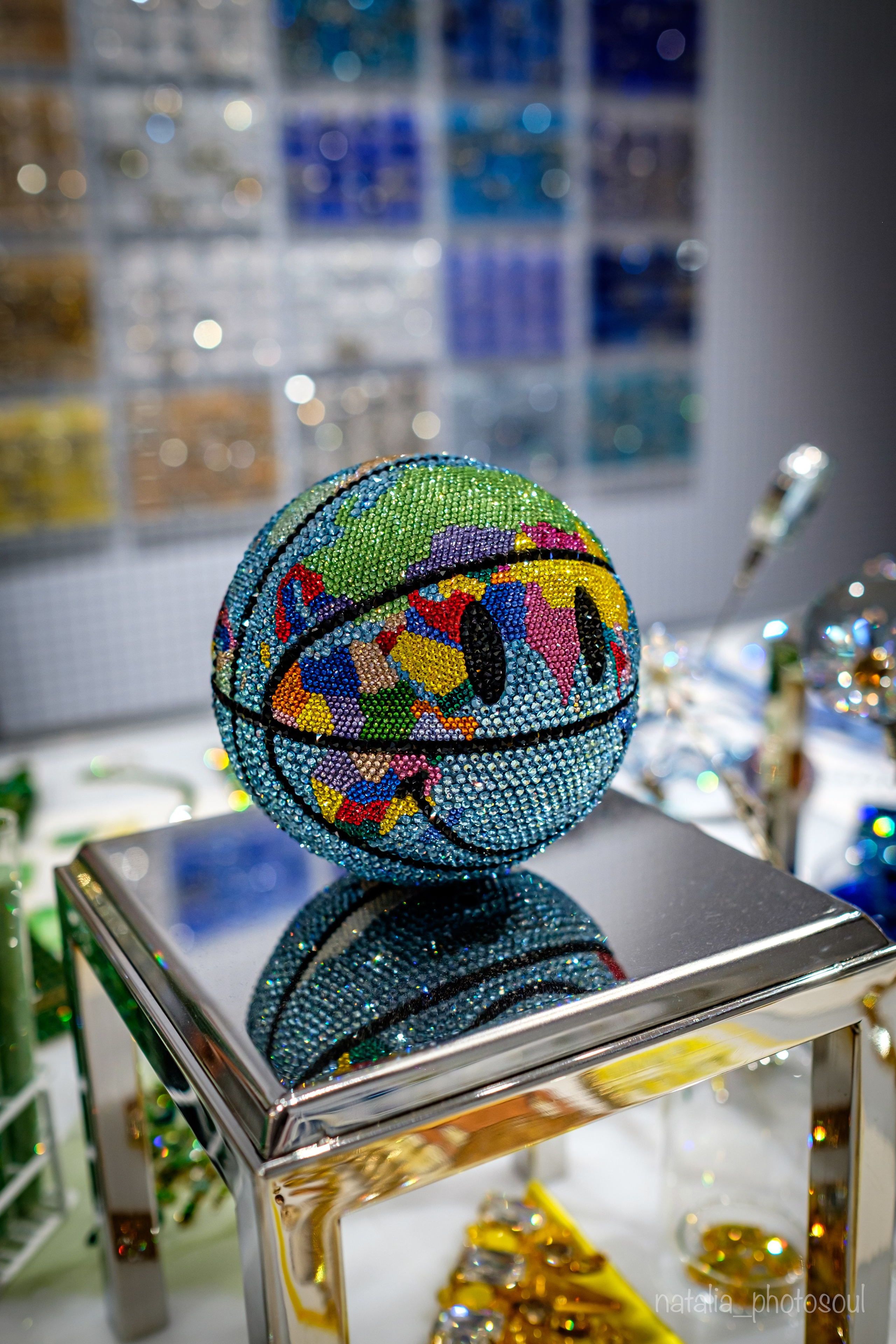 SWAROVSKI MASTERS OF LIGHT FROM VIENNA TO SEOUL. Photographer in Seoul Dobrokvashina Natalya