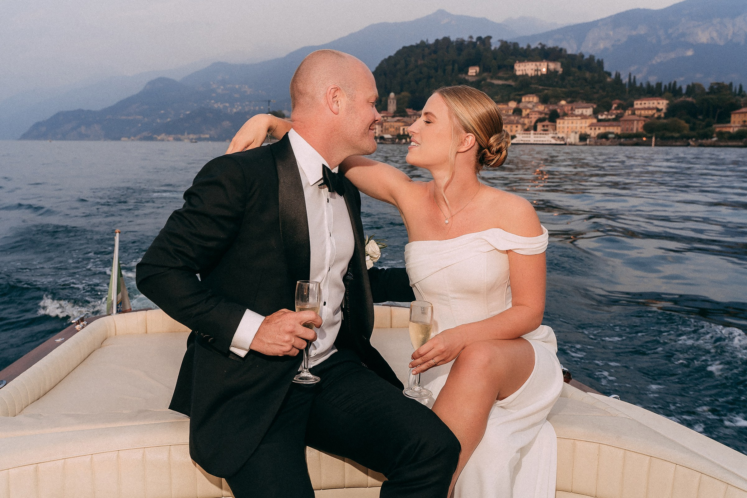 Stunning wedding at Villa Serbelloni. Wedding photographer Como Lake, Italy