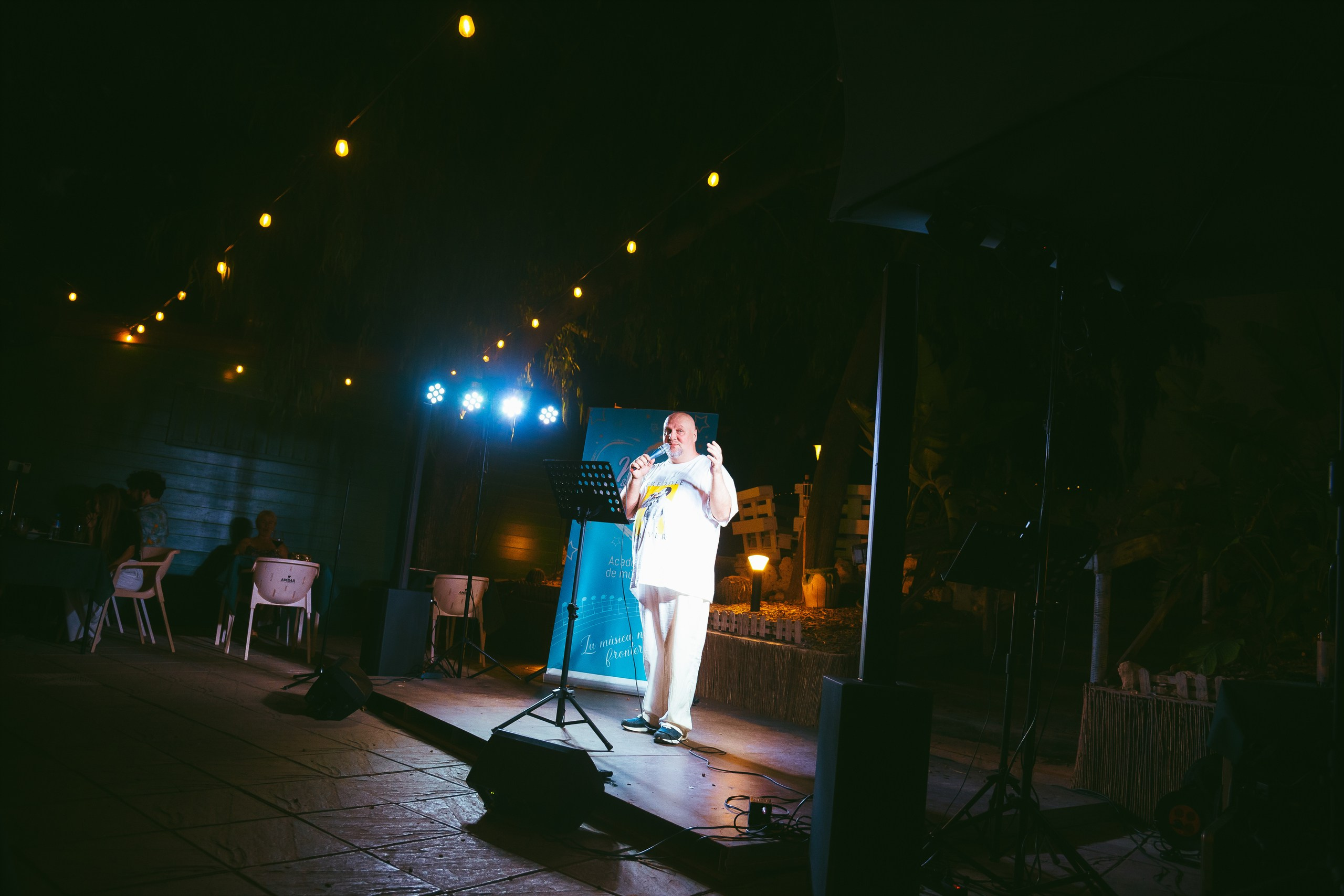 Photo report from a creative evening at the El Bosque Animado restaurant, Torrevieja