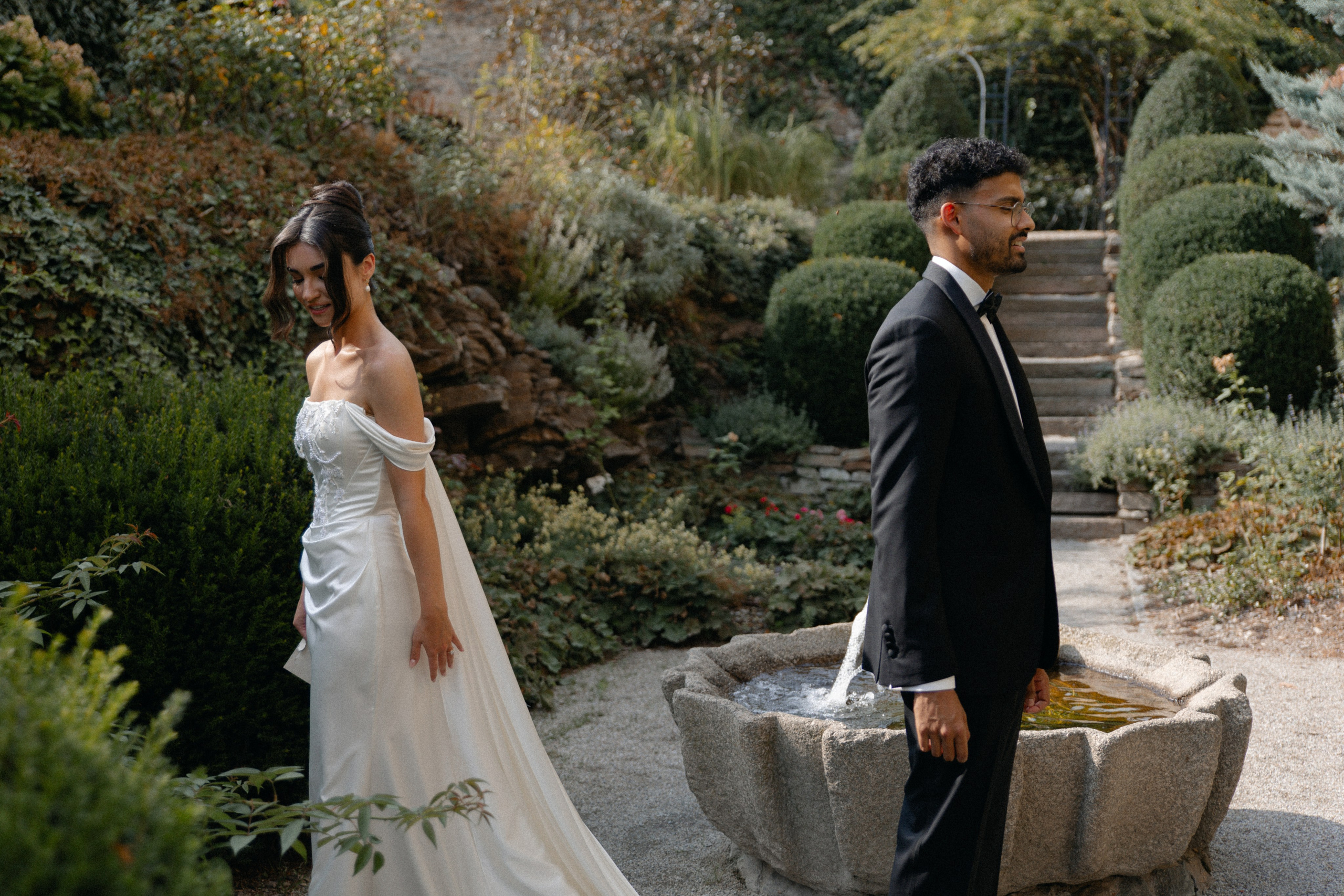 Elegant Castle Wedding in Austria | Alwin & Ruth’s Fairytale Celebration. Wedding photographer and videographer based in Timisoara, Romania