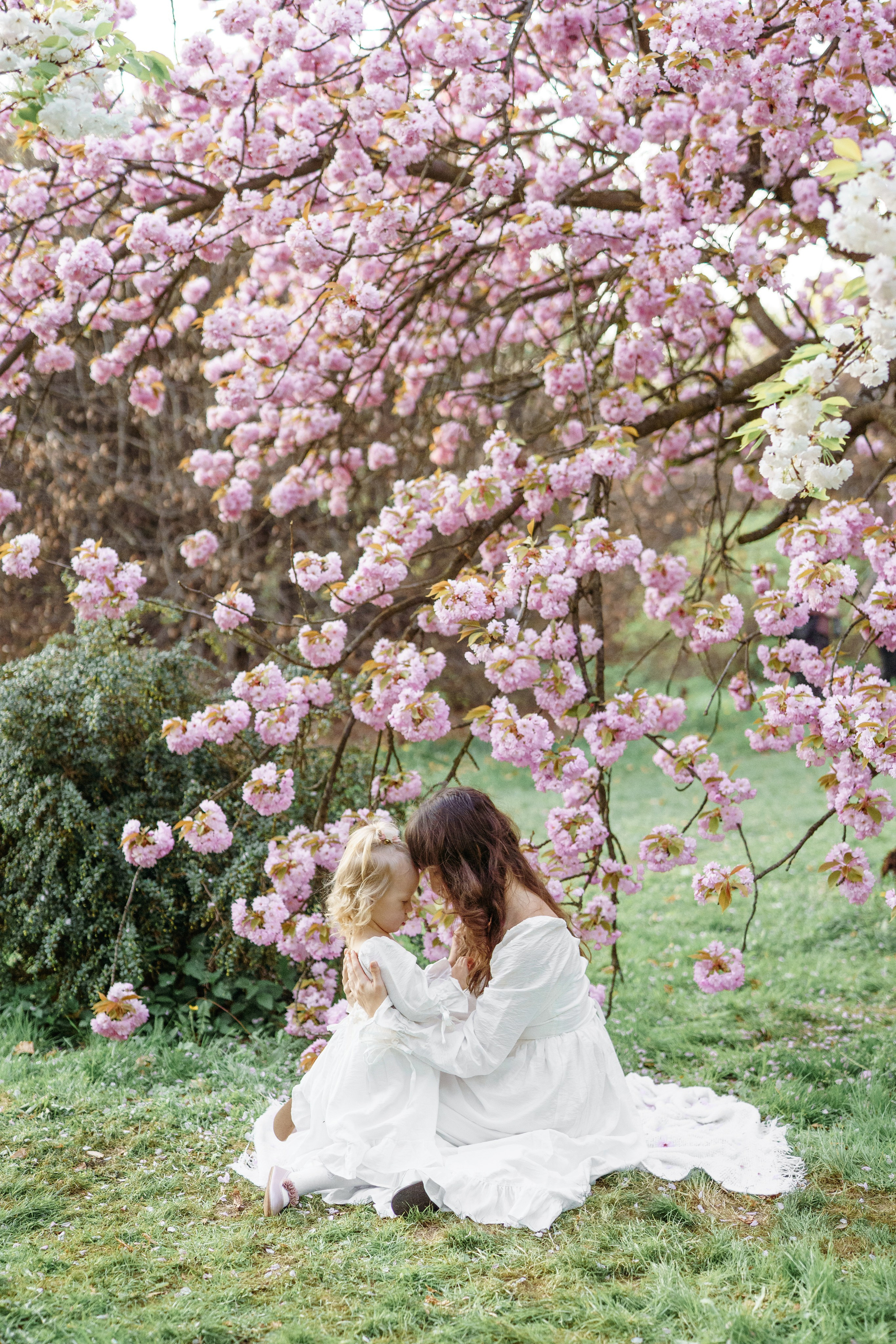 Sesja w plenerze. Fotograf Łódź - sesja ciążowa, noworodkowa, dziecięca. Studio w Łodzi