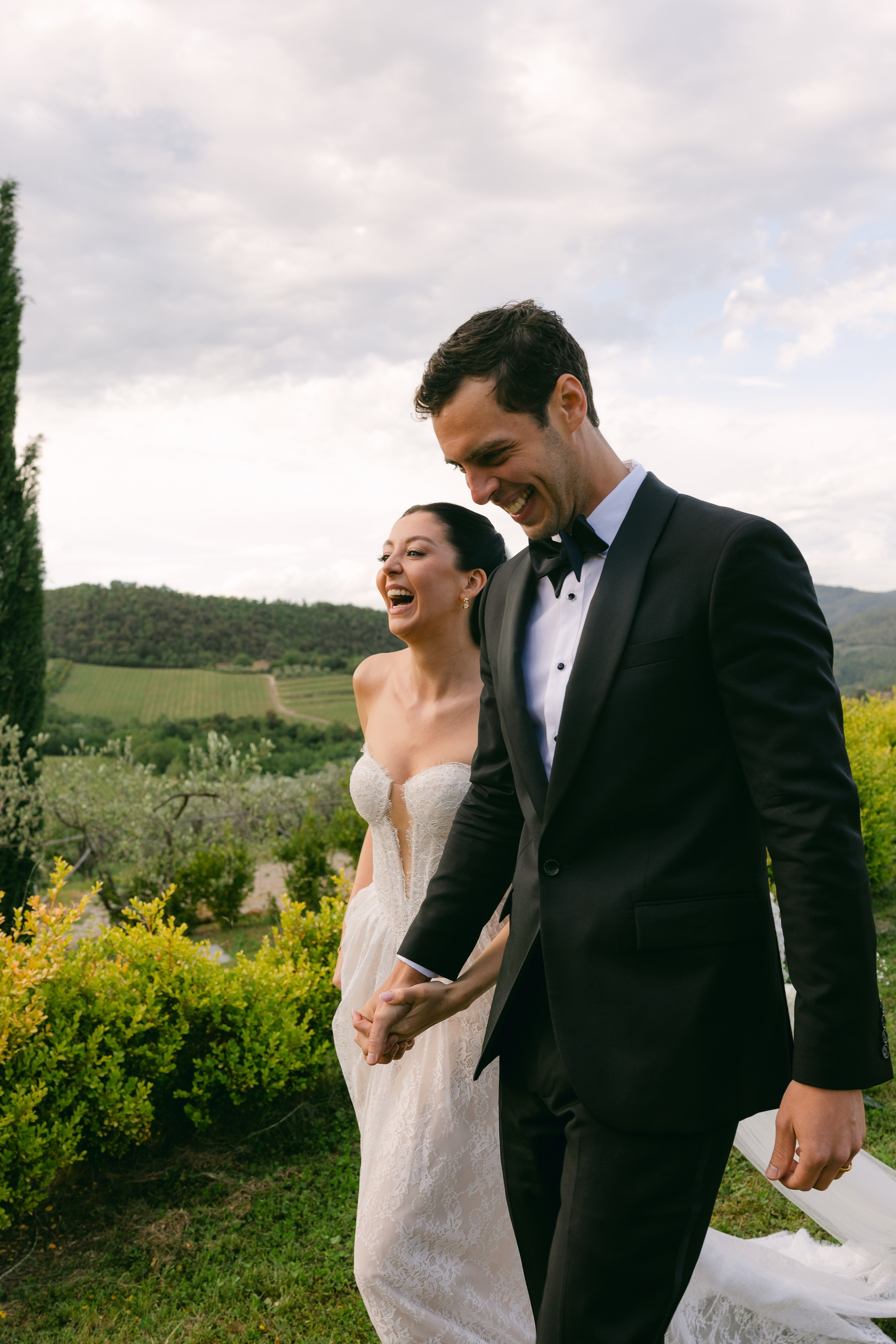 Hannah and Zac. Sara Luca Wedding Photographer in Italy and Europe