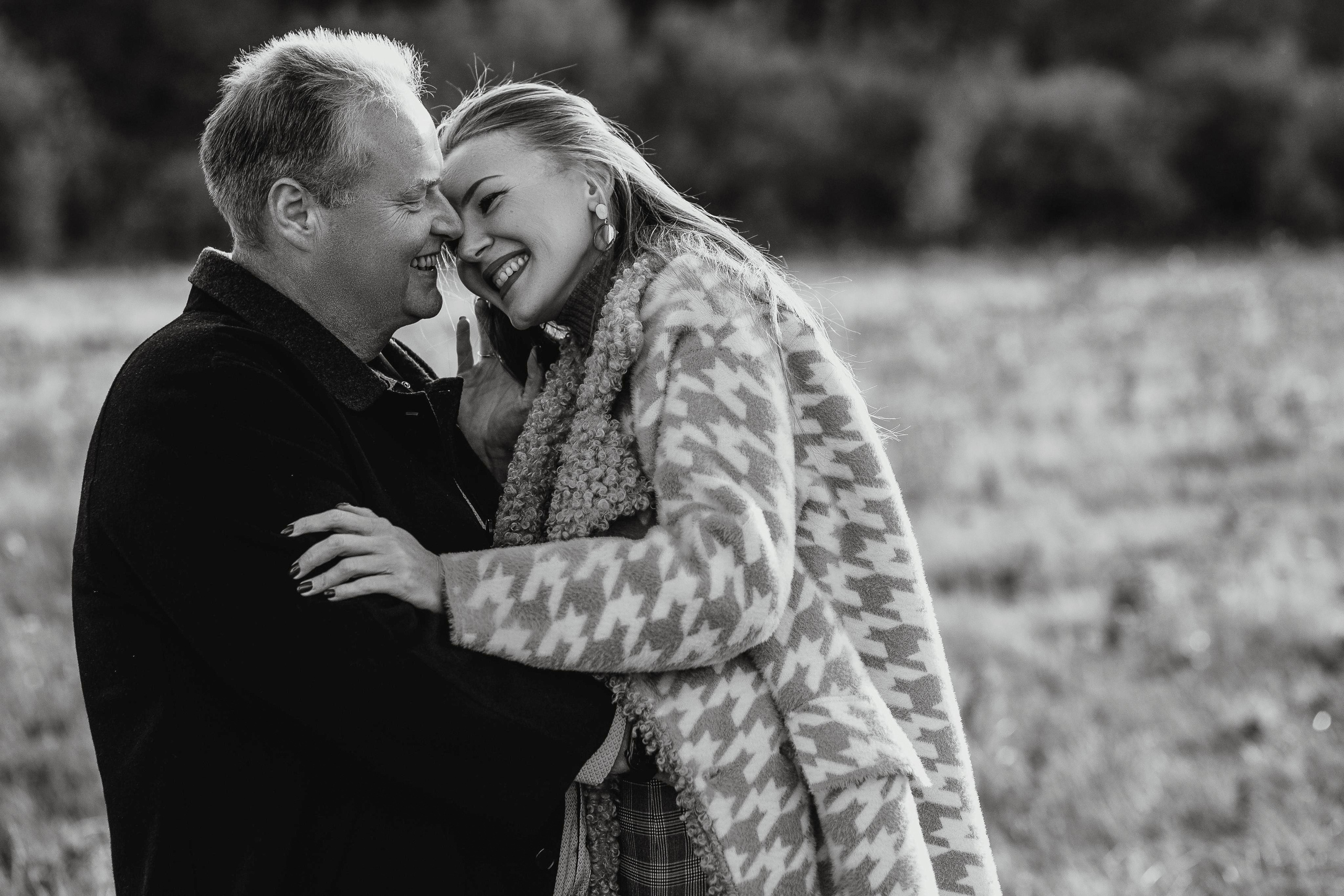 ENGAGEMENT. Wedding and family photographer and videographer PA, NJ, NY, DE, MD