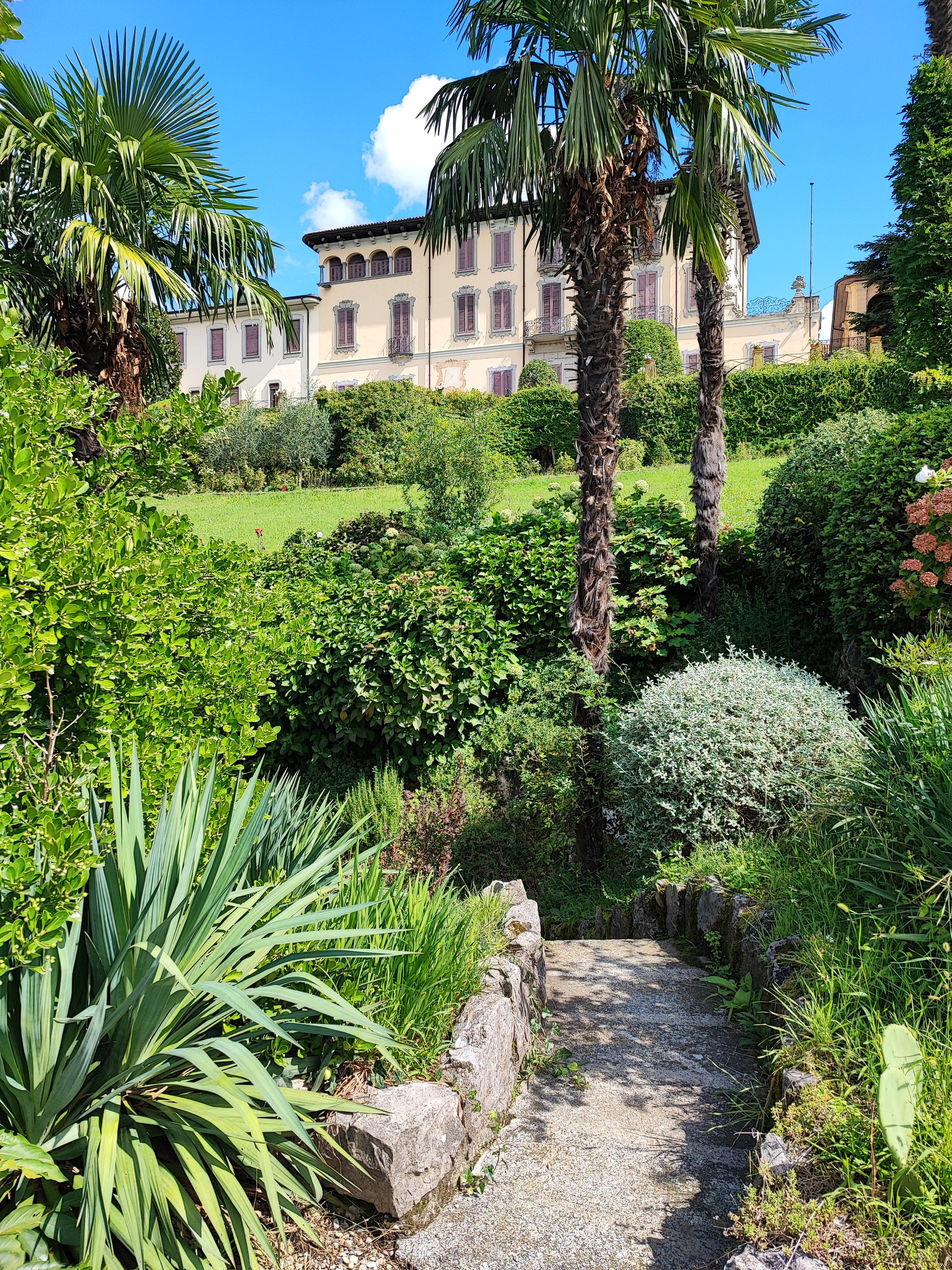 12.10.2025 wedding content day info. Wedding and elopement photographer Italy Tuscany Como Milan Pavia Marija Galaka