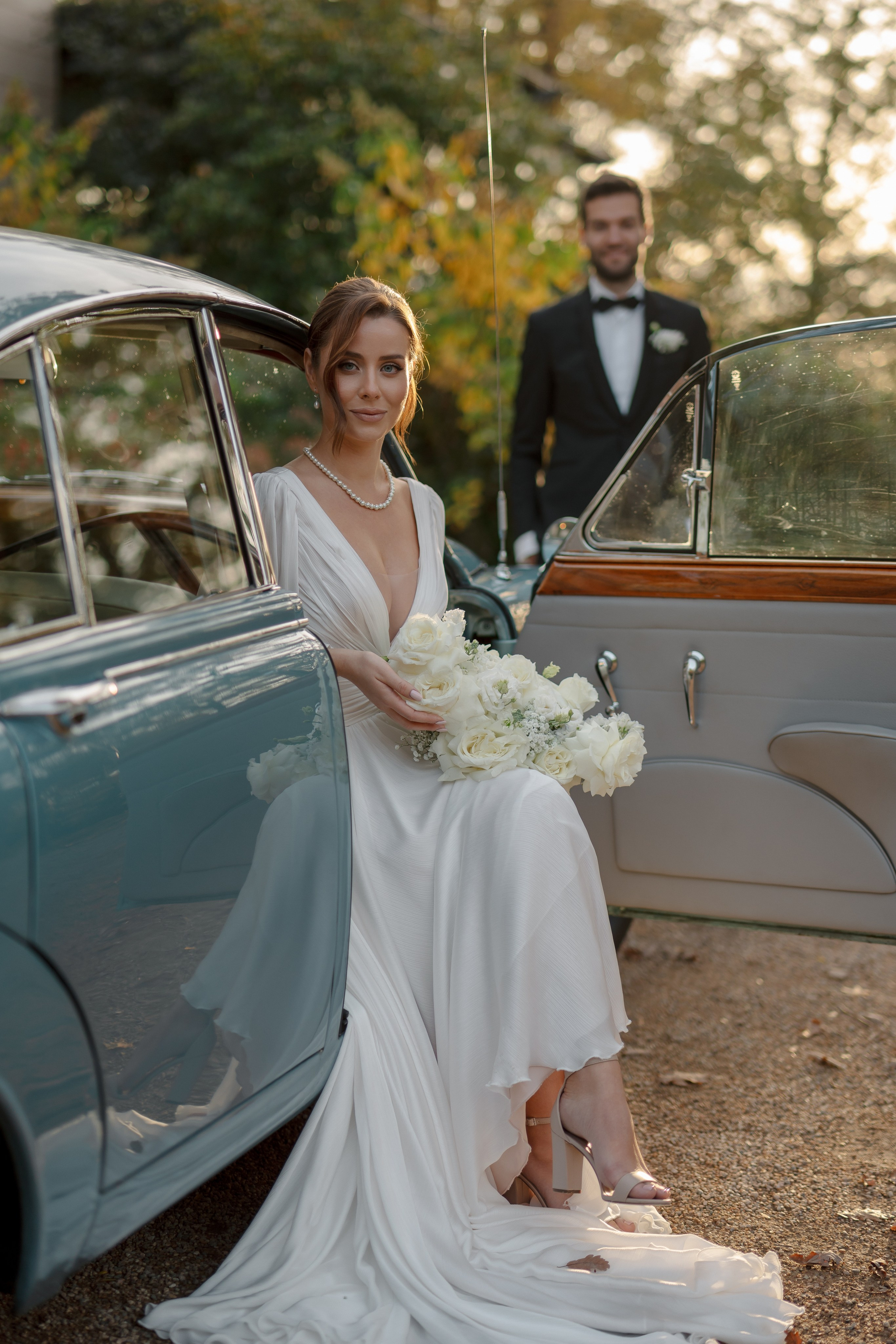 Timeless Romance: Gabriela & Martin's Wedding. Raw Studio: Capturing Elegant weddings accross Europe