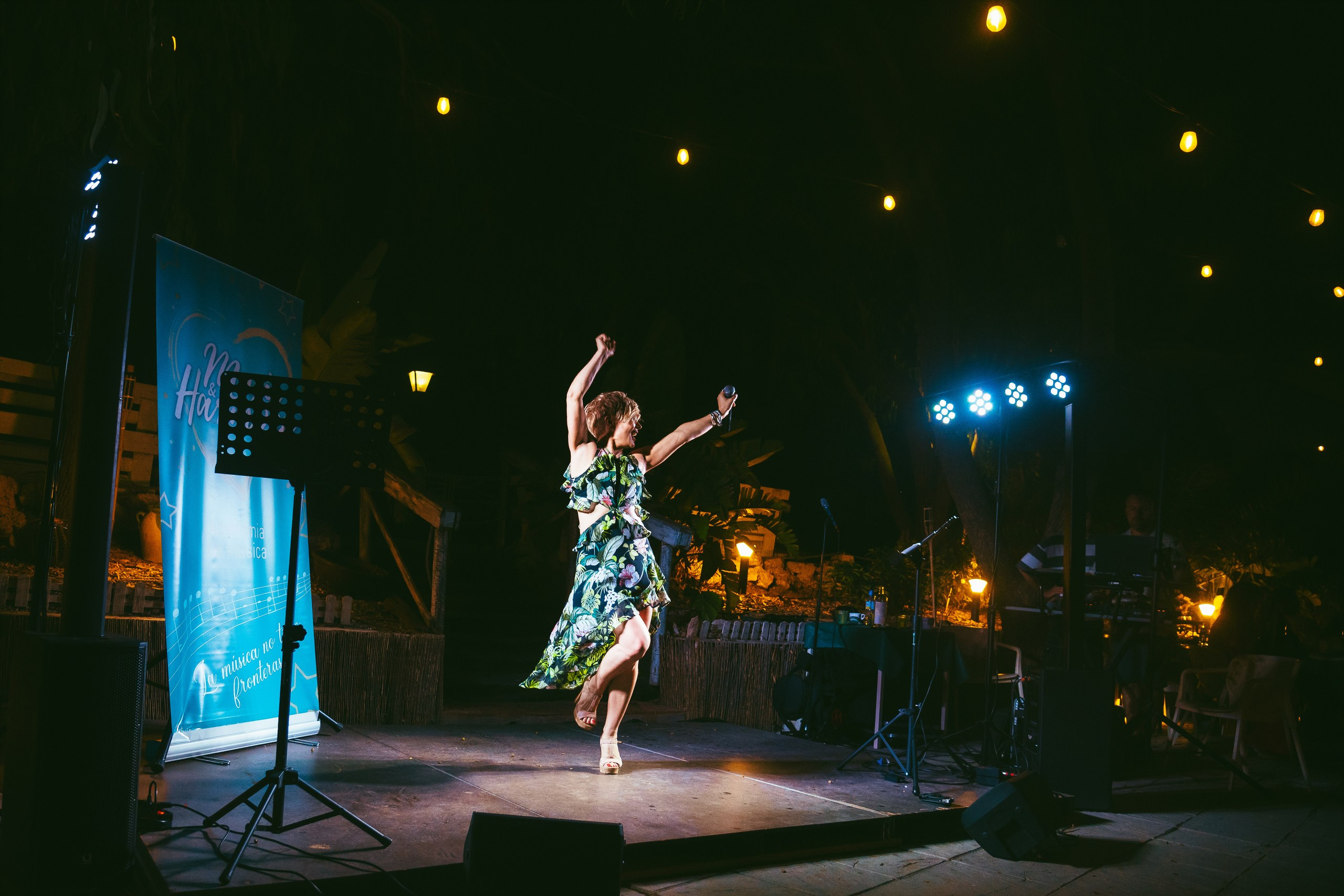 Photo report from a creative evening at the El Bosque Animado restaurant, Torrevieja