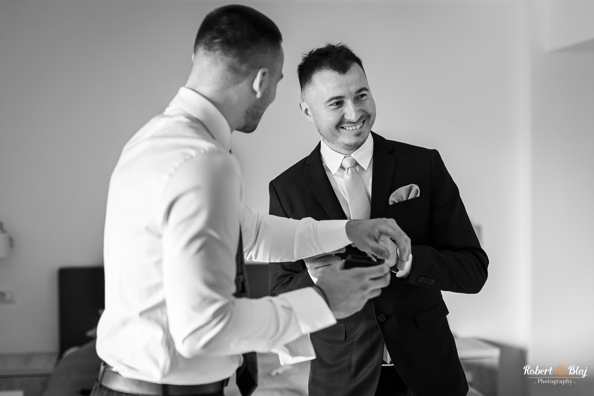 Fotograf de nuntă. Robert Blaj - Fotograf Nuntă Iași