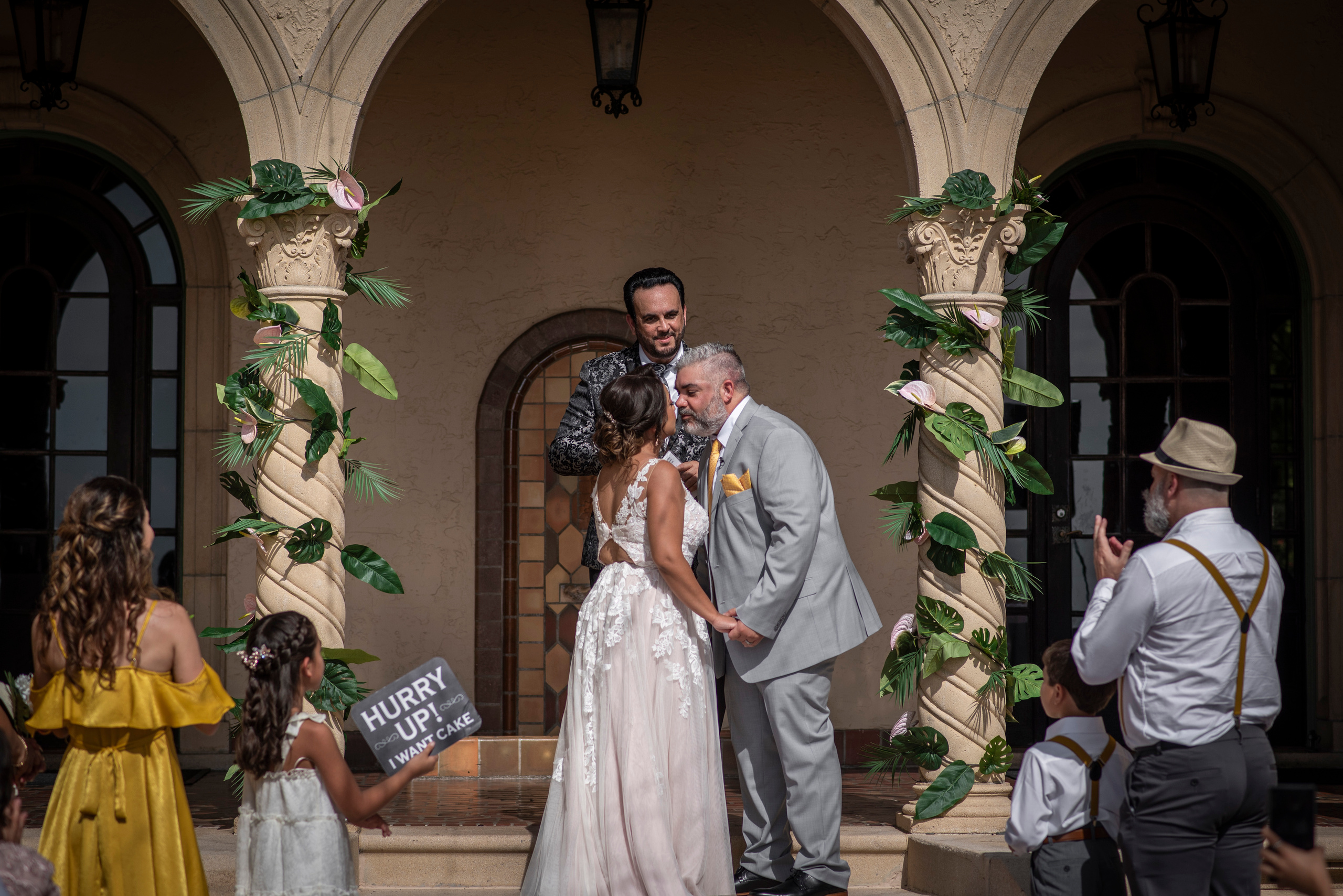 Wedding at Powel Crosley Estate. Wedding and Bar Mitzvah Photographer located in Central Florida