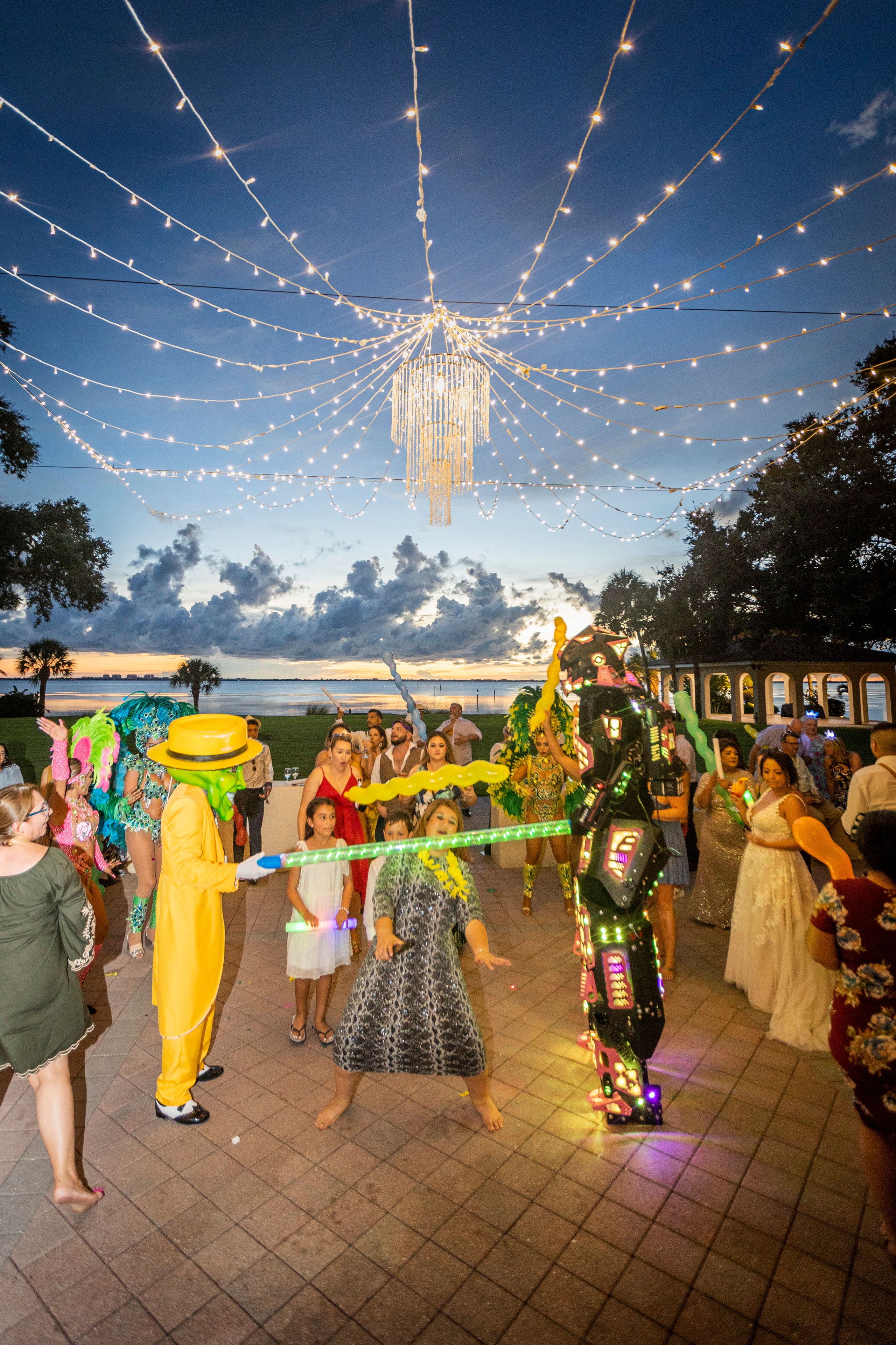 Wedding at Powel Crosley Estate. Wedding and Bar Mitzvah Photographer located in Central Florida