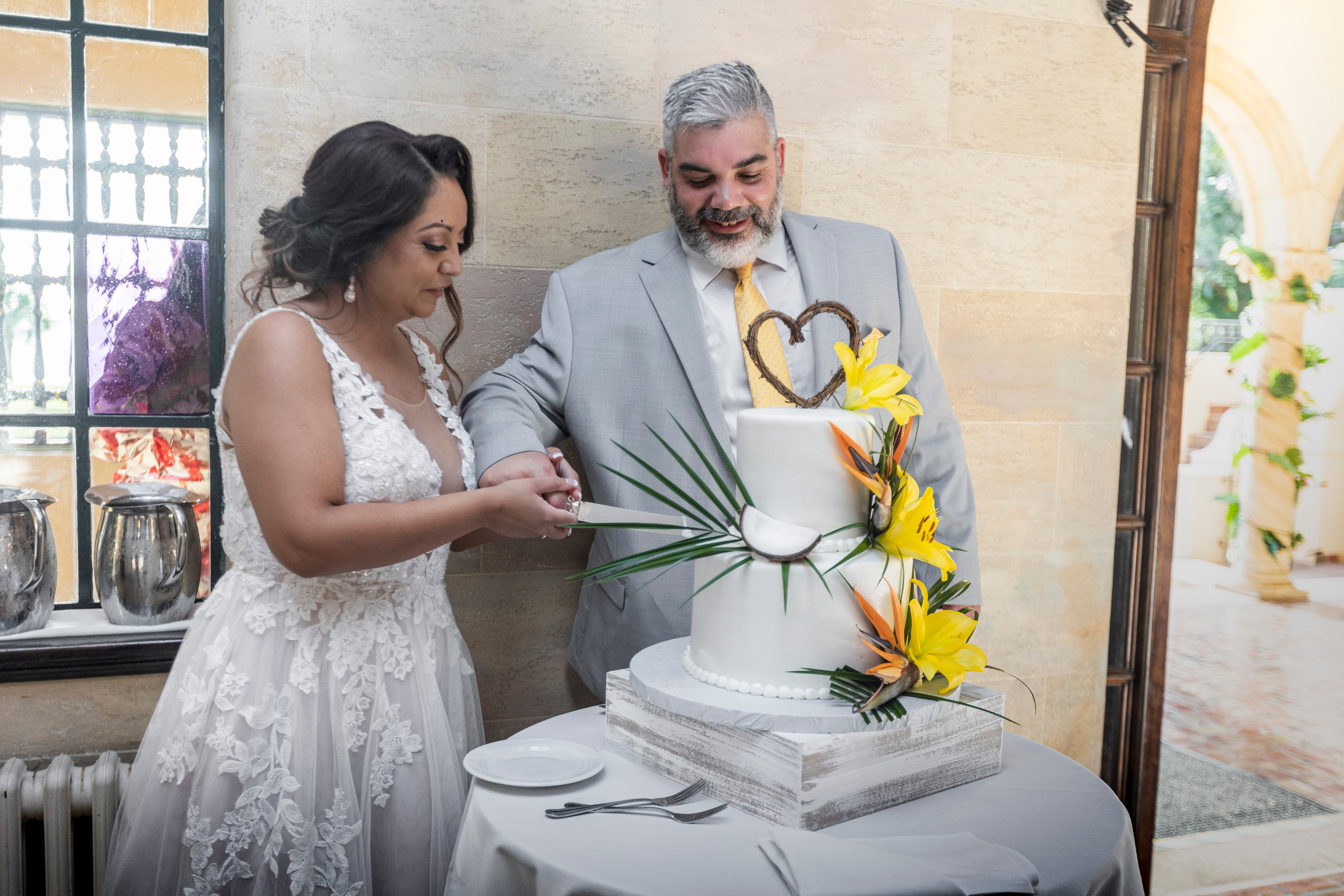 Wedding at Powel Crosley Estate. Wedding and Bar Mitzvah Photographer located in Central Florida