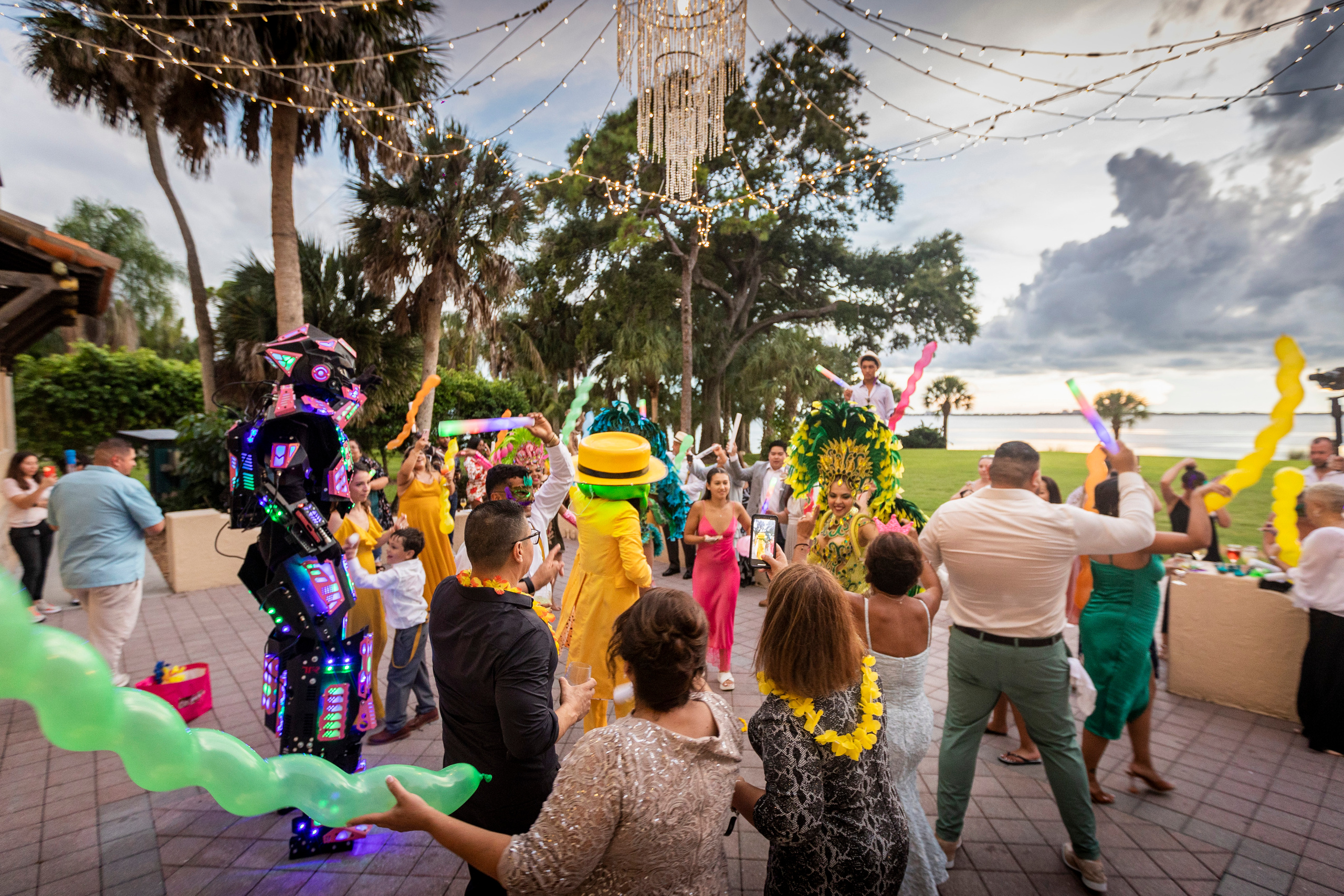 Wedding at Powel Crosley Estate. Wedding and Bar Mitzvah Photographer located in Central Florida