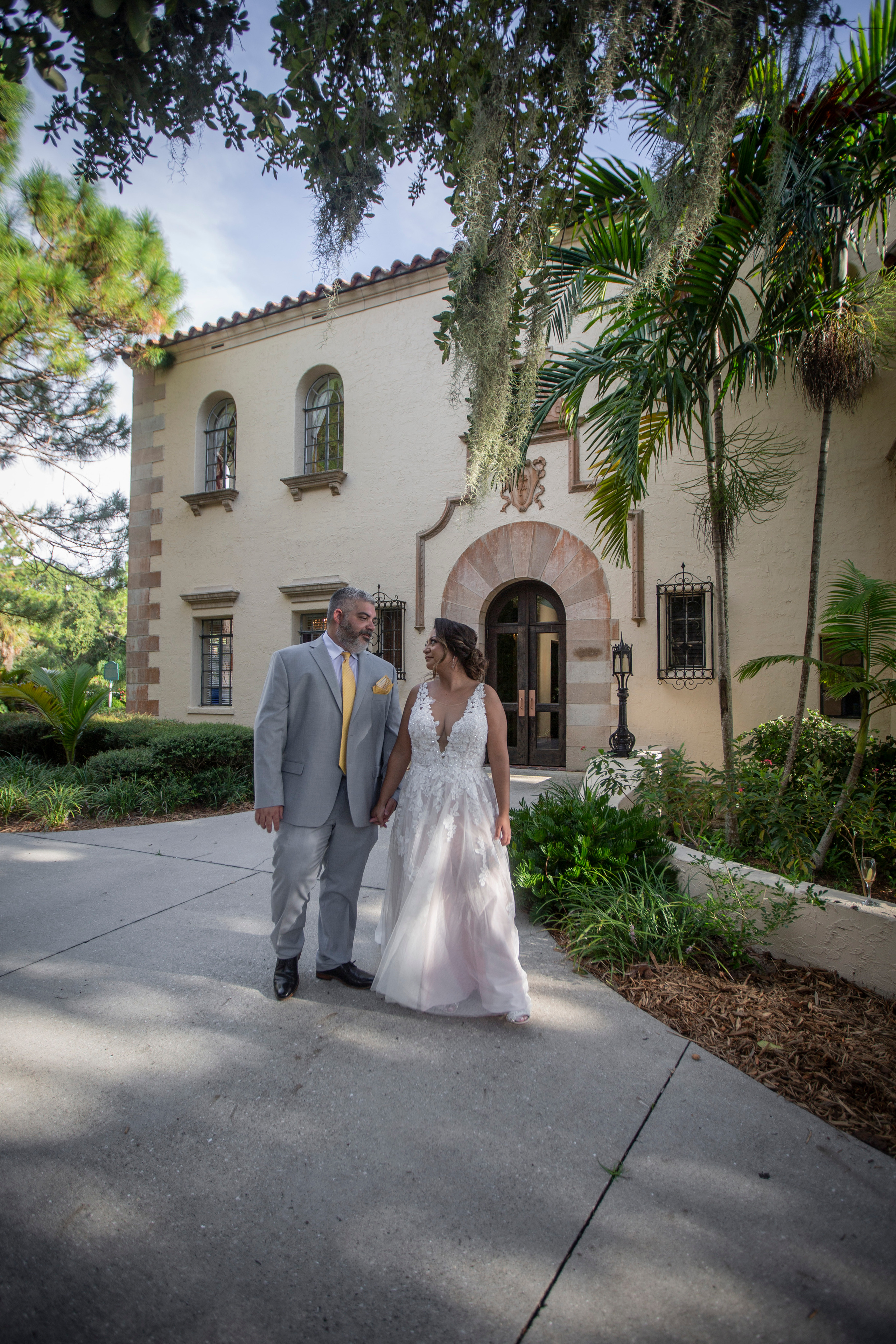 Wedding at Powel Crosley Estate. Wedding and Bar Mitzvah Photographer located in Central Florida