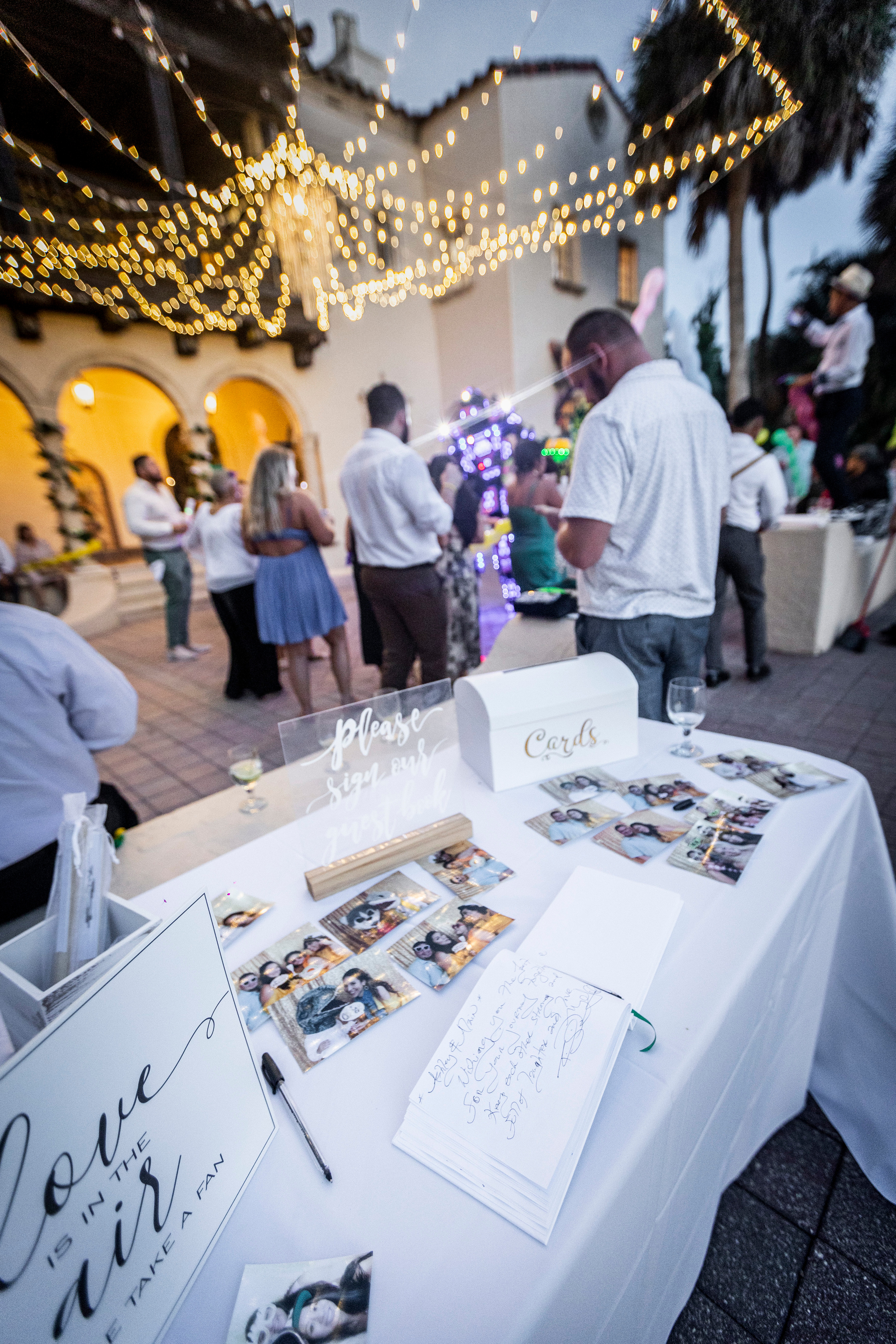 Wedding at Powel Crosley Estate. Wedding and Bar Mitzvah Photographer located in Central Florida