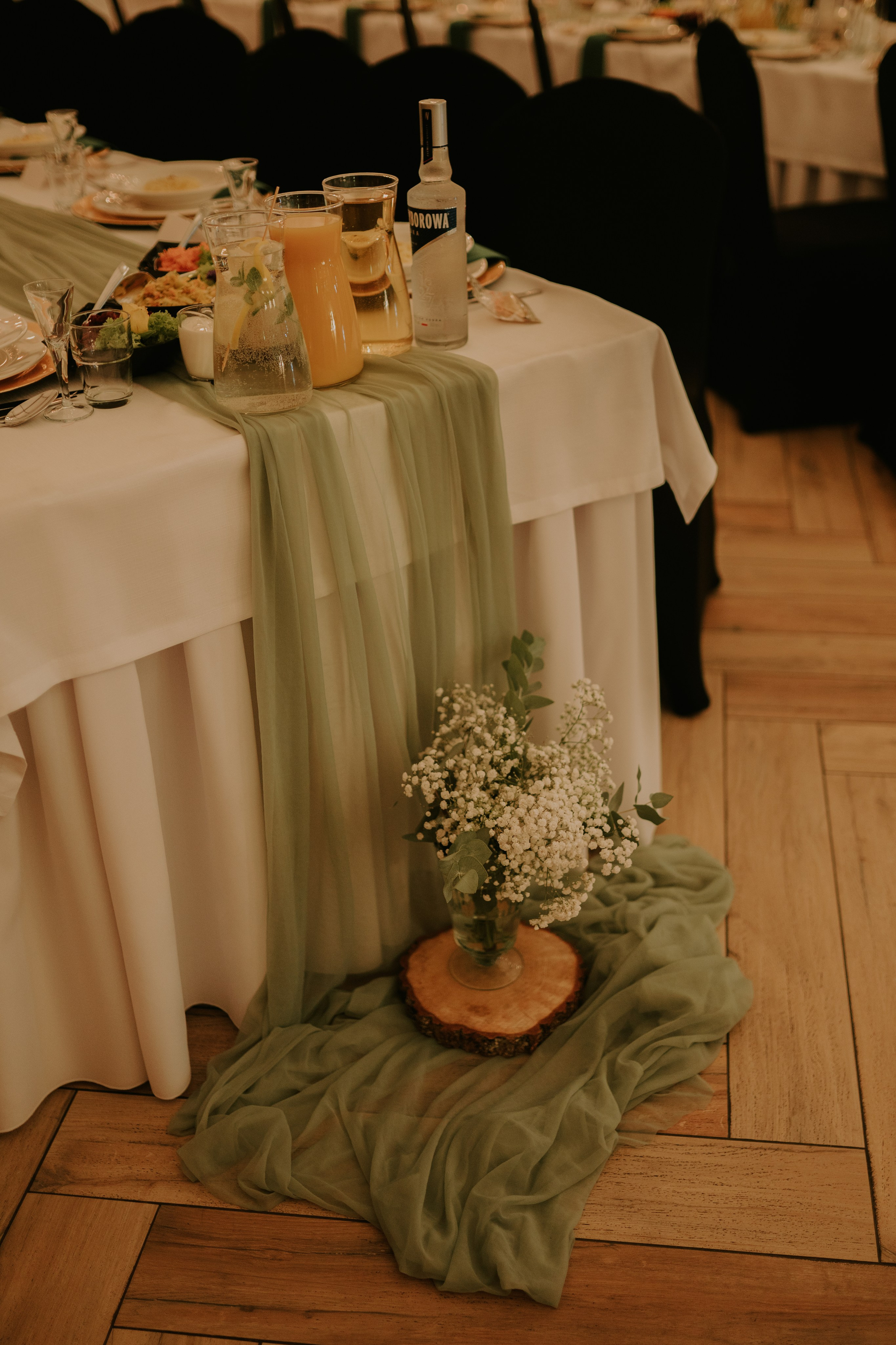 Trzy Drzewa: wspaniała uroczystość Wiktorii i Kamila. Karkowskafoto - fotografia miłości