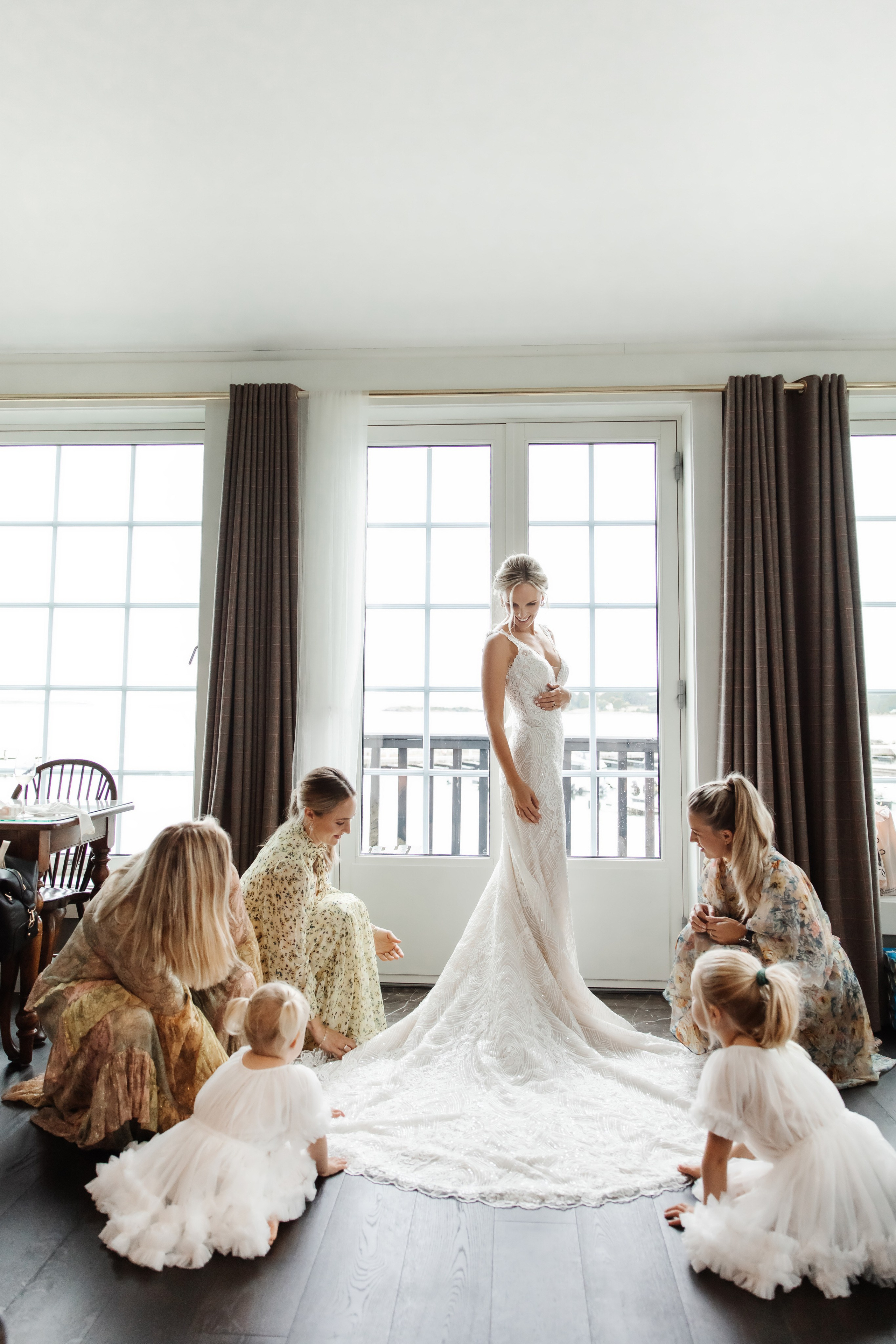 Wedding photographer in Como. Wedding Photographer in Marbella, Como, Tuscany, Cannes