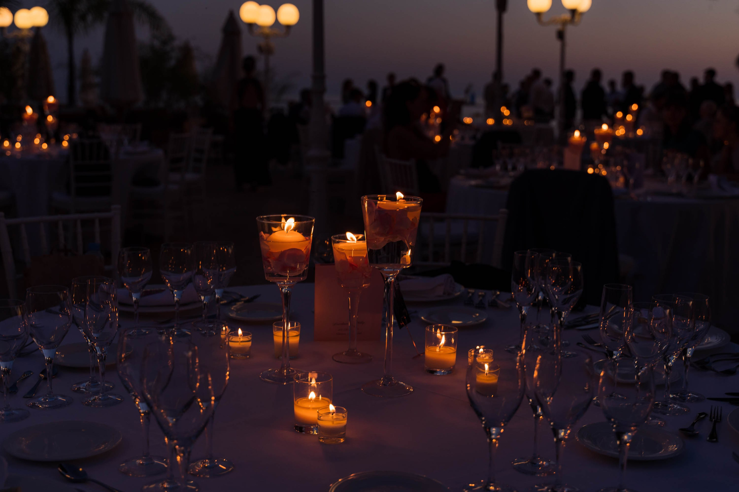 Wedding in Mallorca at Mhares Beach Club. Mallorca Wedding, Corporate & Social Photographer