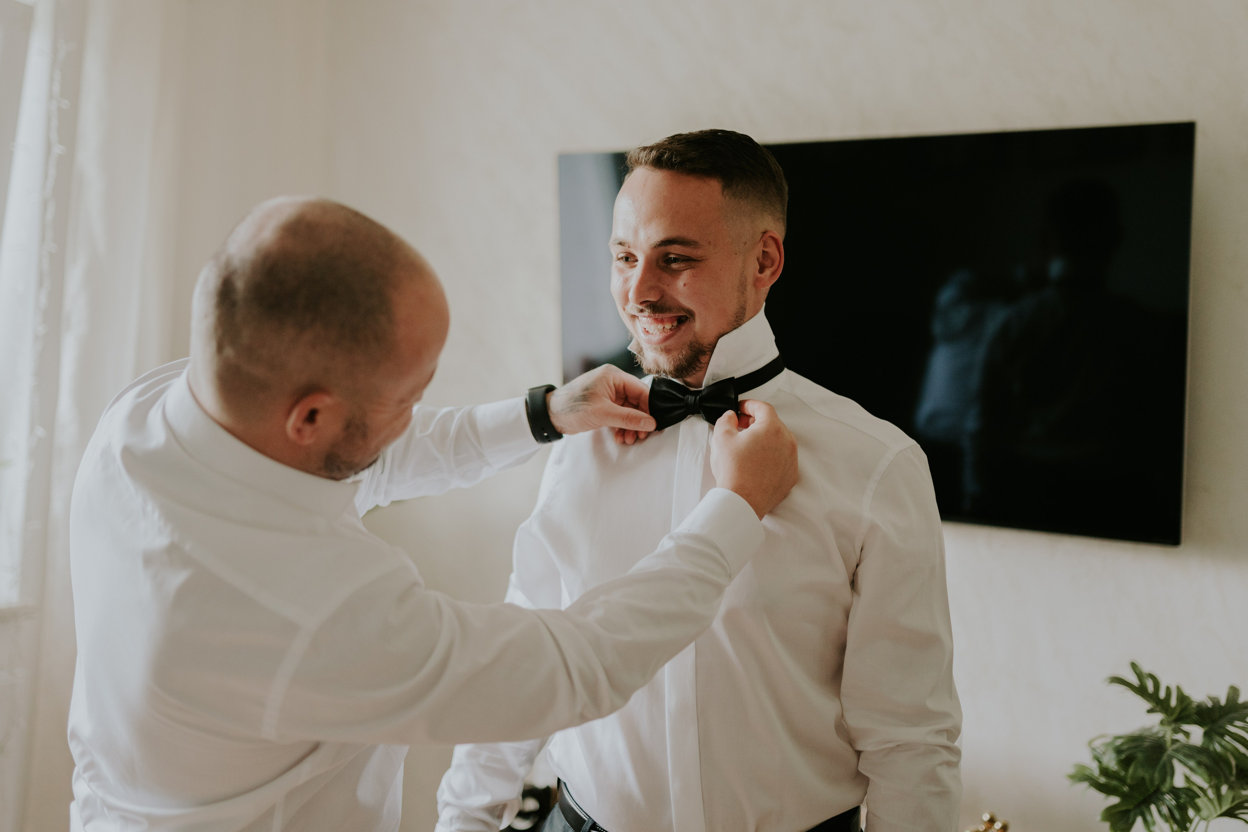 Trzy Drzewa: wspaniała uroczystość Wiktorii i Kamila. Karkowskafoto - fotografia miłości