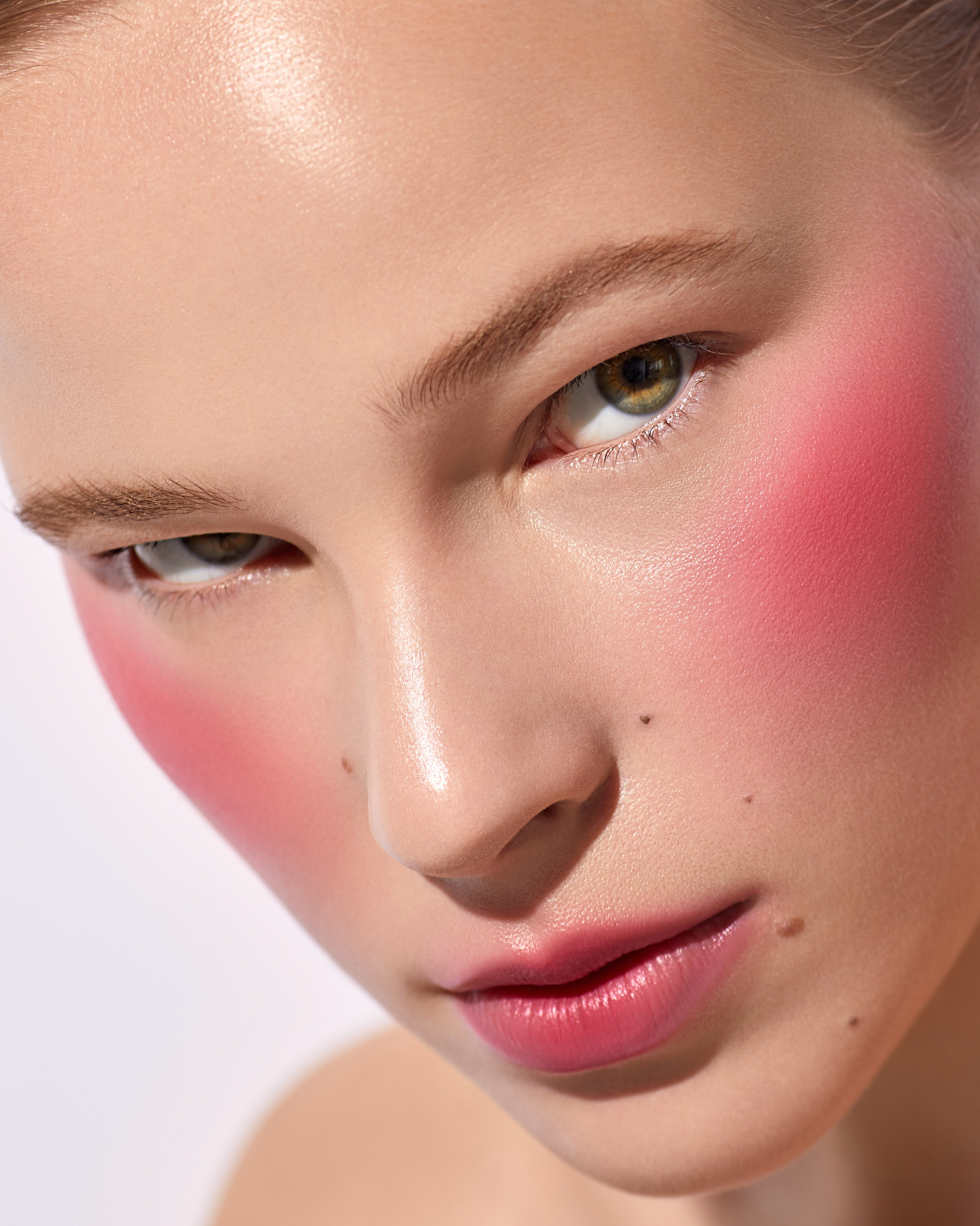 Elina. Алина Ефимова — ретушёр (beaty, fashion, product)