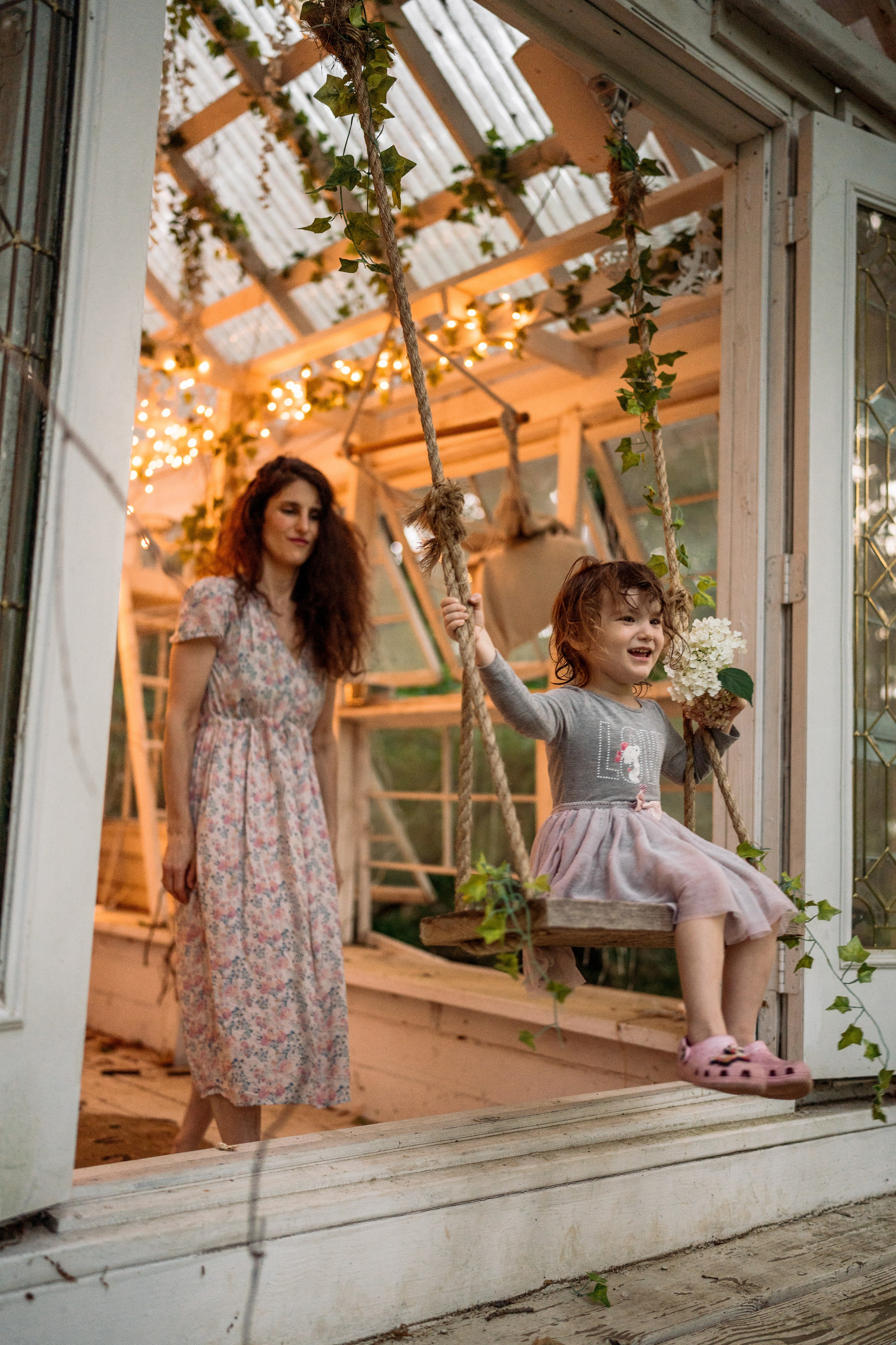 Family Photoshoot at Home in Philadelphia – Warm & Candid. Alisa Tant — Family and newborn photographer Bucks County, Montgomery county, Philadelphia, NJ