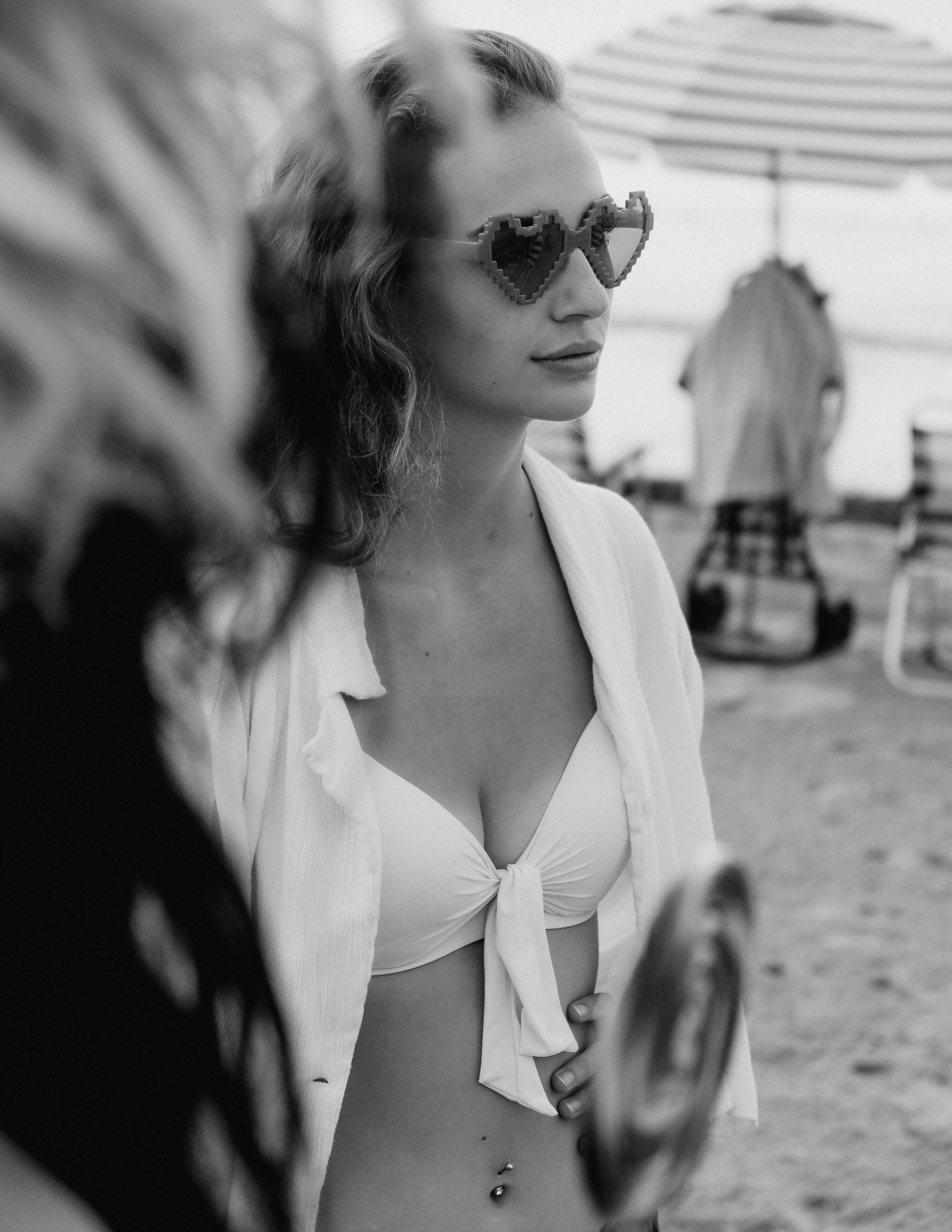 Beetlejuice на море: Экспериментальная фотосессия с цирковыми артистами — Фотограф Андрей Луковников