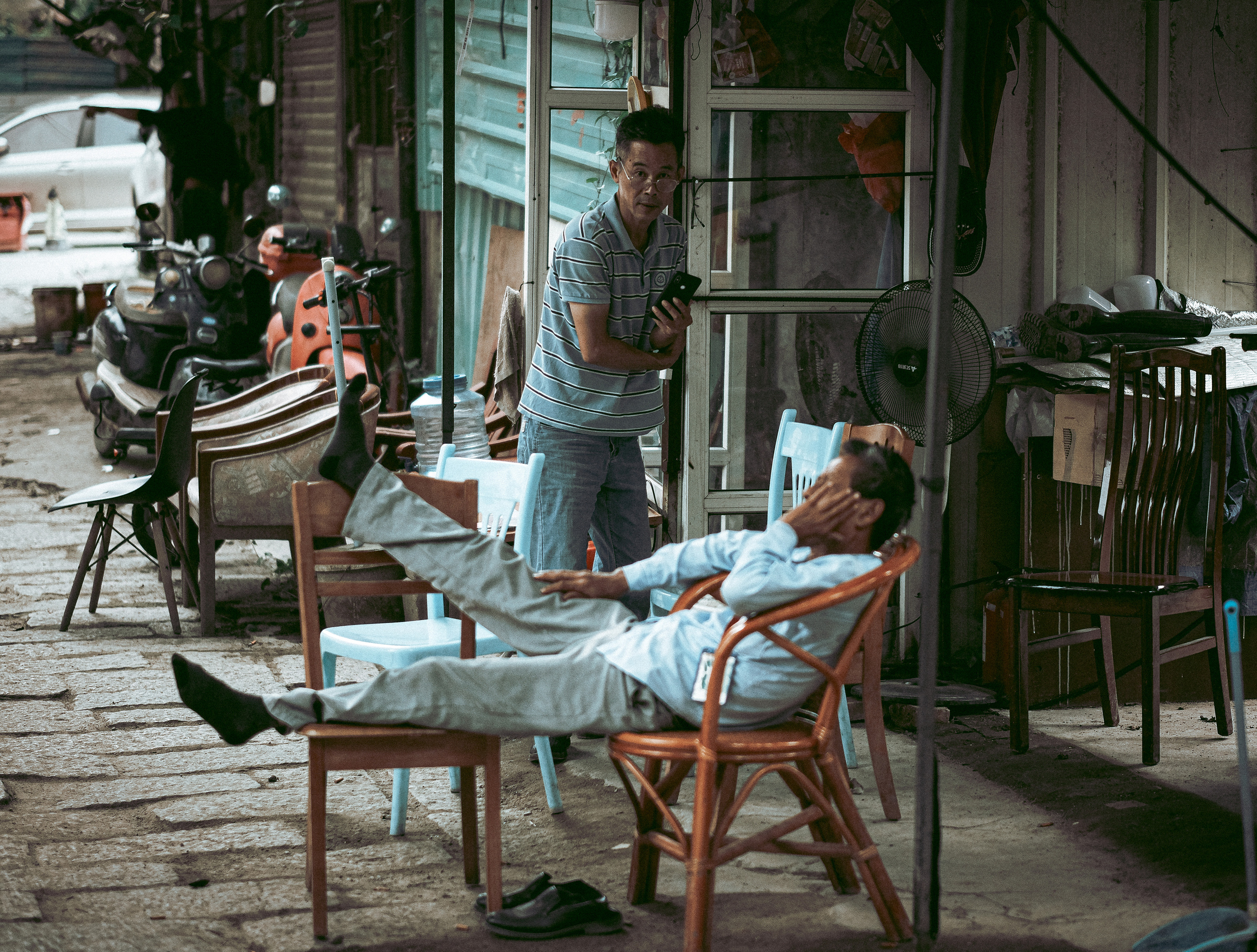 The Life of the Others | Candid Street Photography | Shantou | 汕头市