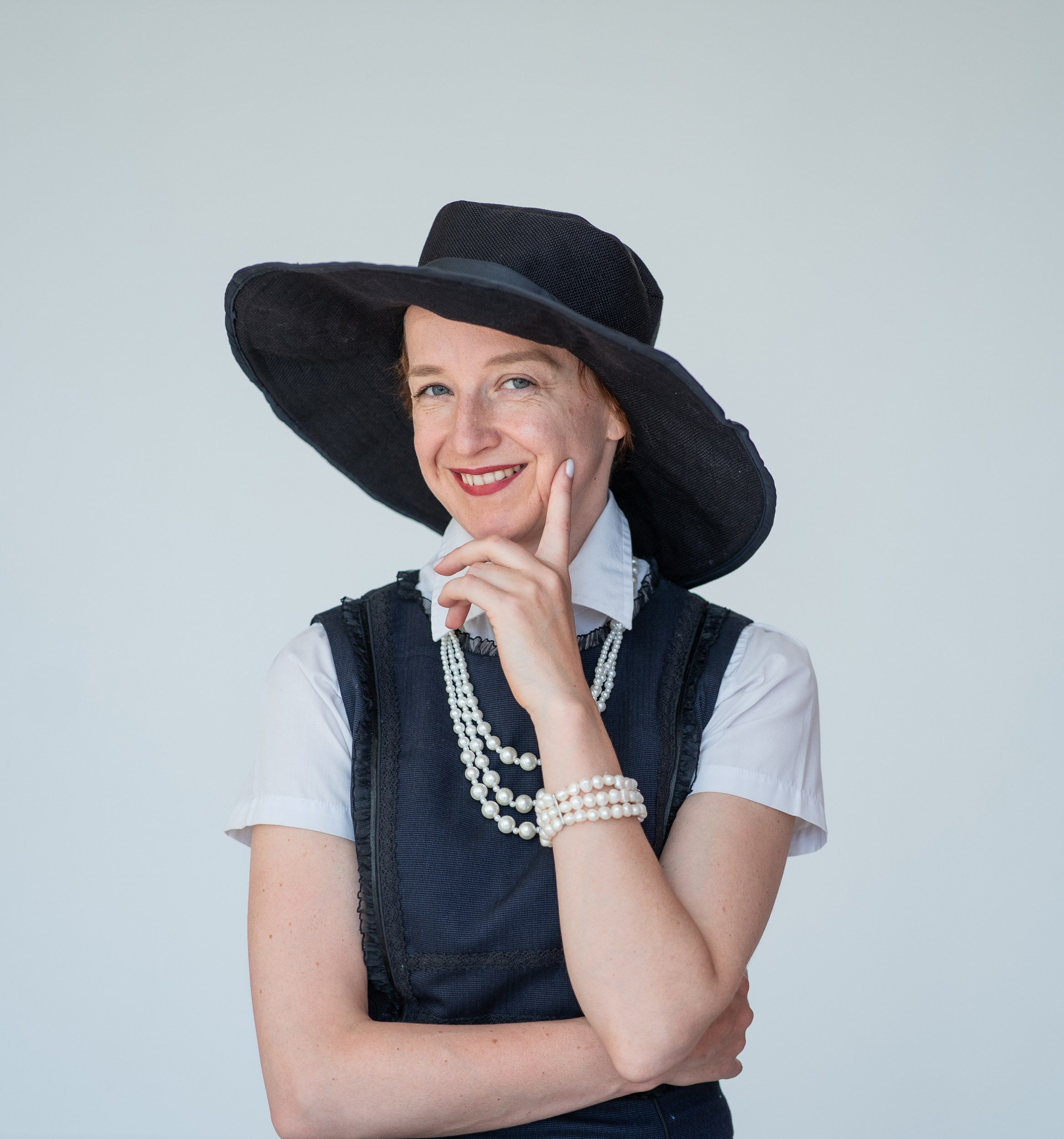 Portrait of an English teacher in a theatre school, Riga photographer