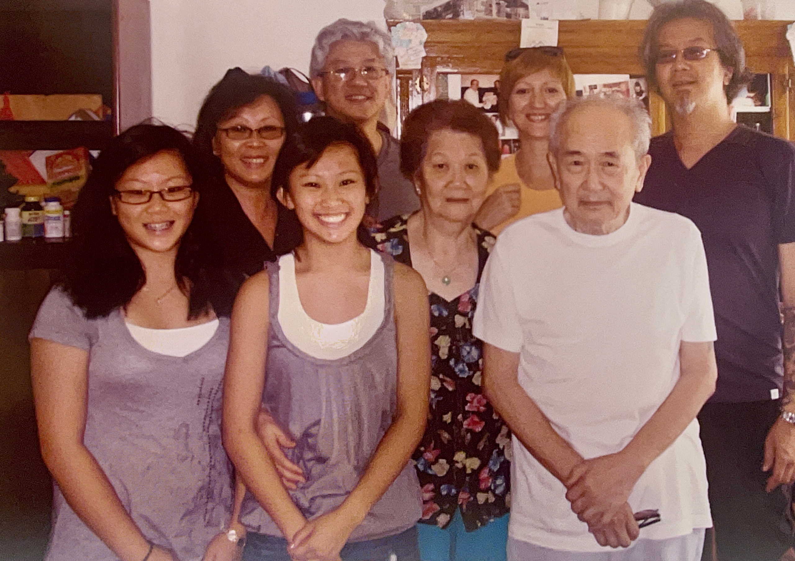 Store history. Fong On