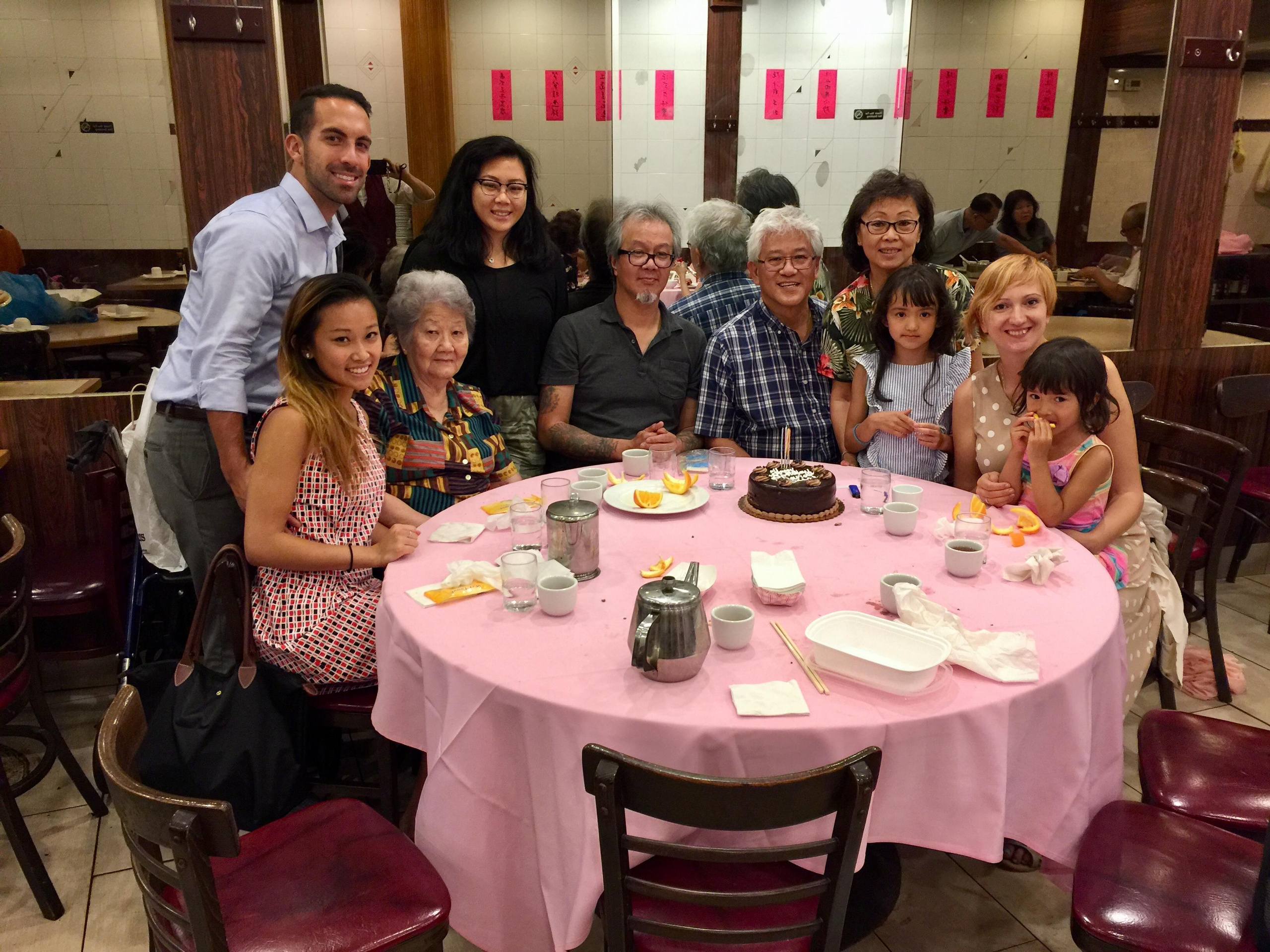 Store history. Fong On