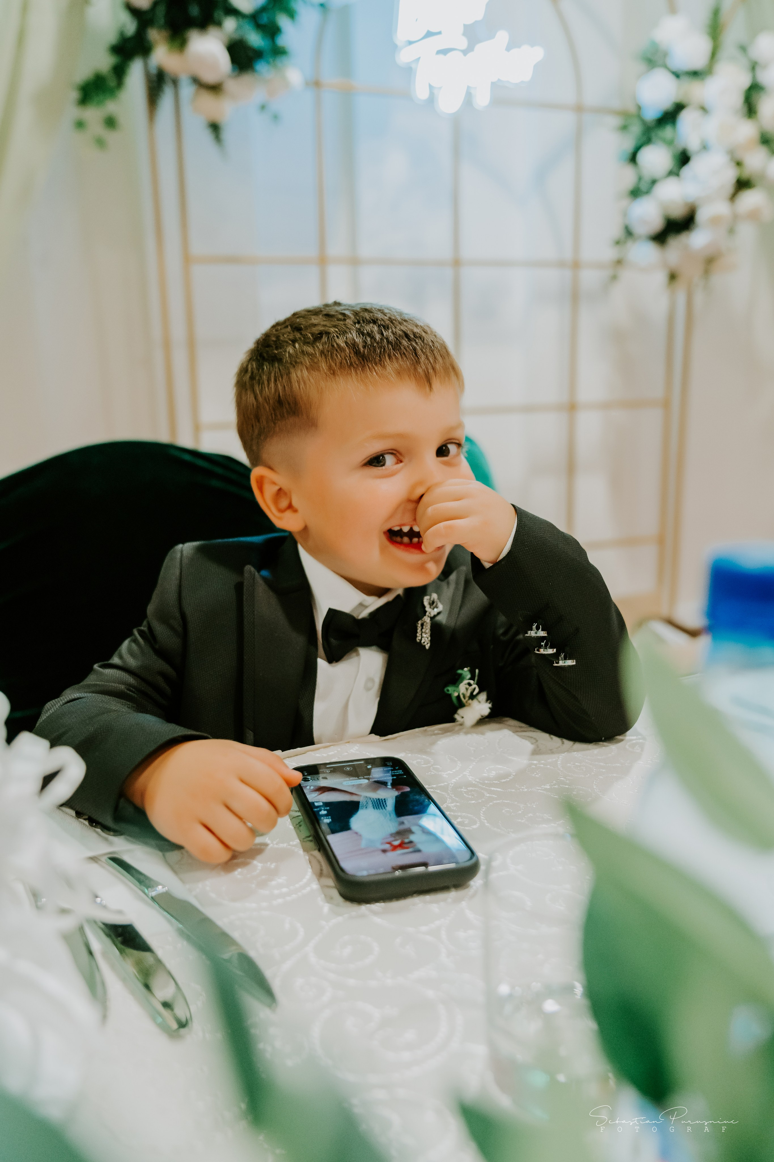 Alexandra & Andrei. Sebastian Purusniuc Fotograf - Iasi