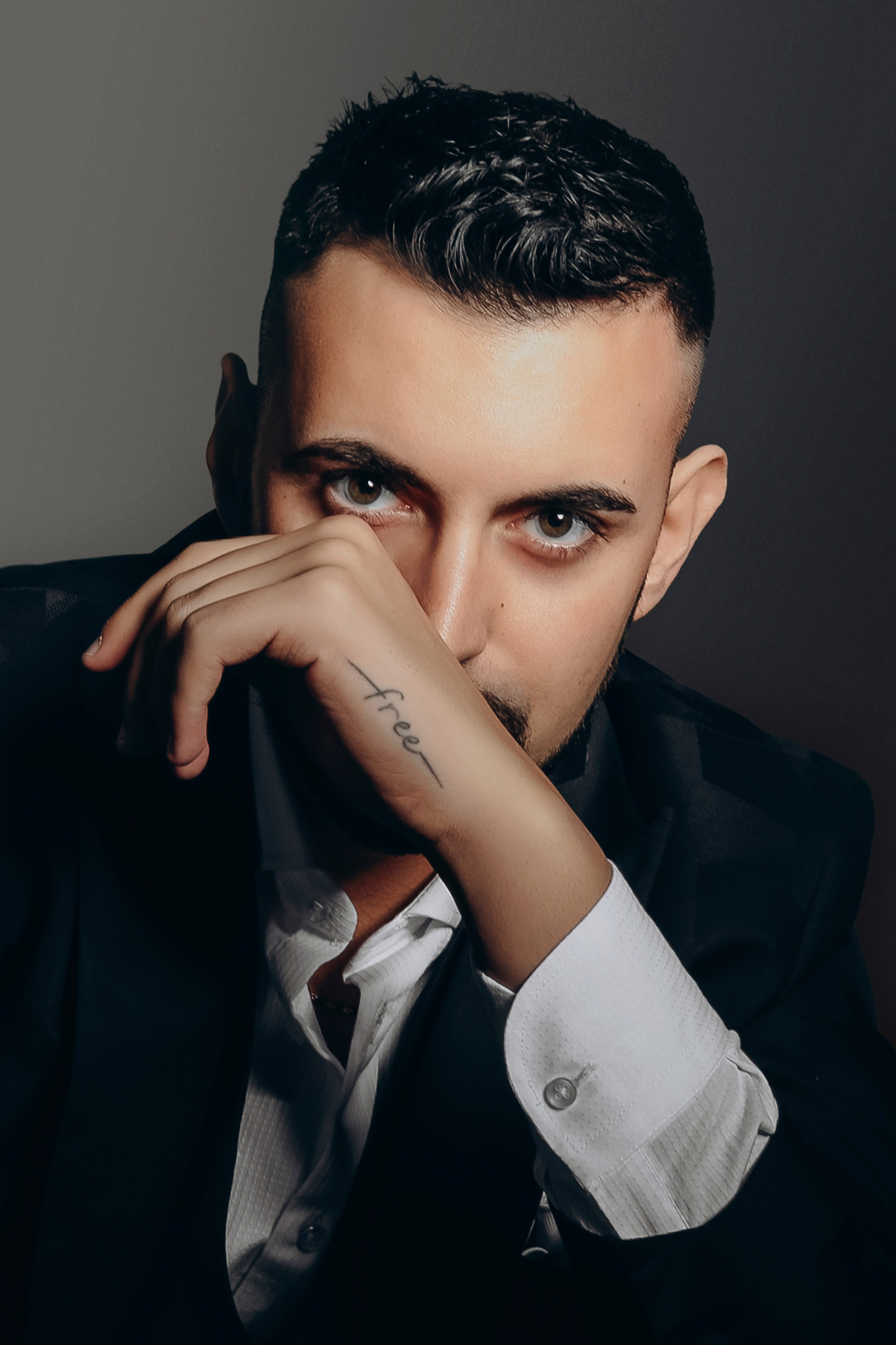 STUDIO BRAND. Natalia Maryach Photographer in Italy