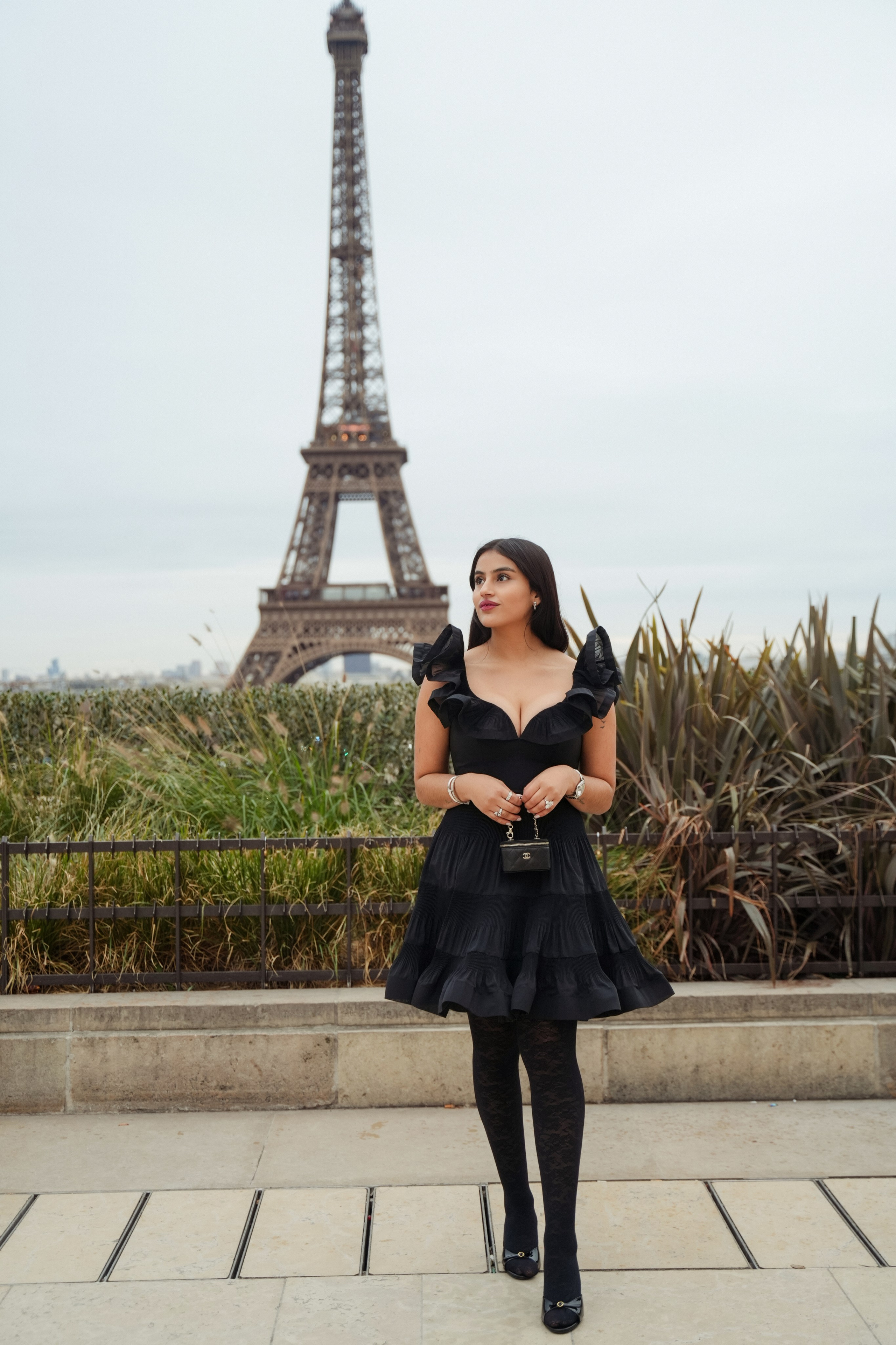 Photographer in Paris|Solo and groups, portraits & content, couples photo-shoot in Paris at the best locations