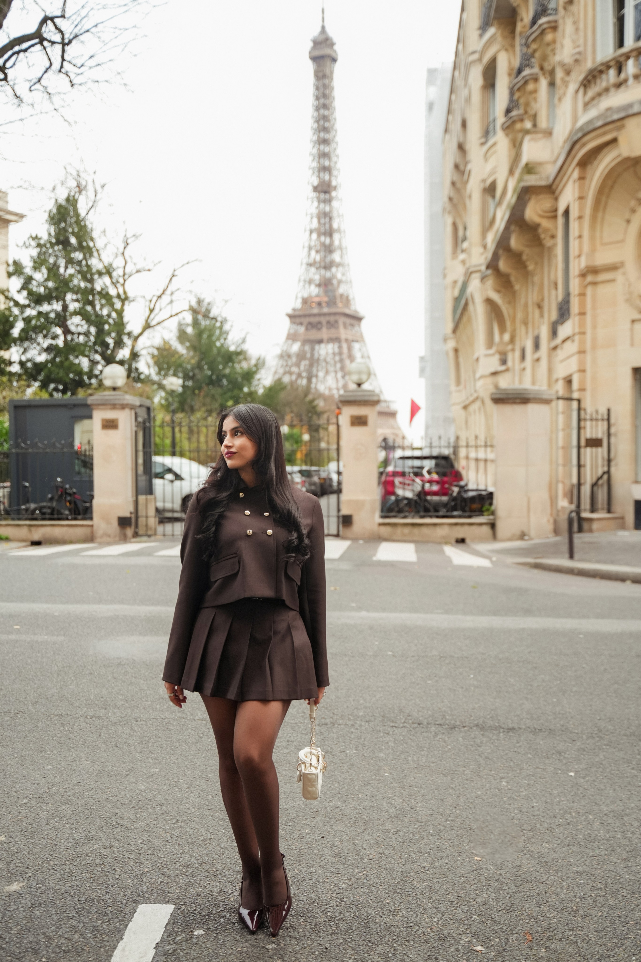Photographer in Paris|Solo and groups, portraits & content, couples photo-shoot in Paris at the best locations