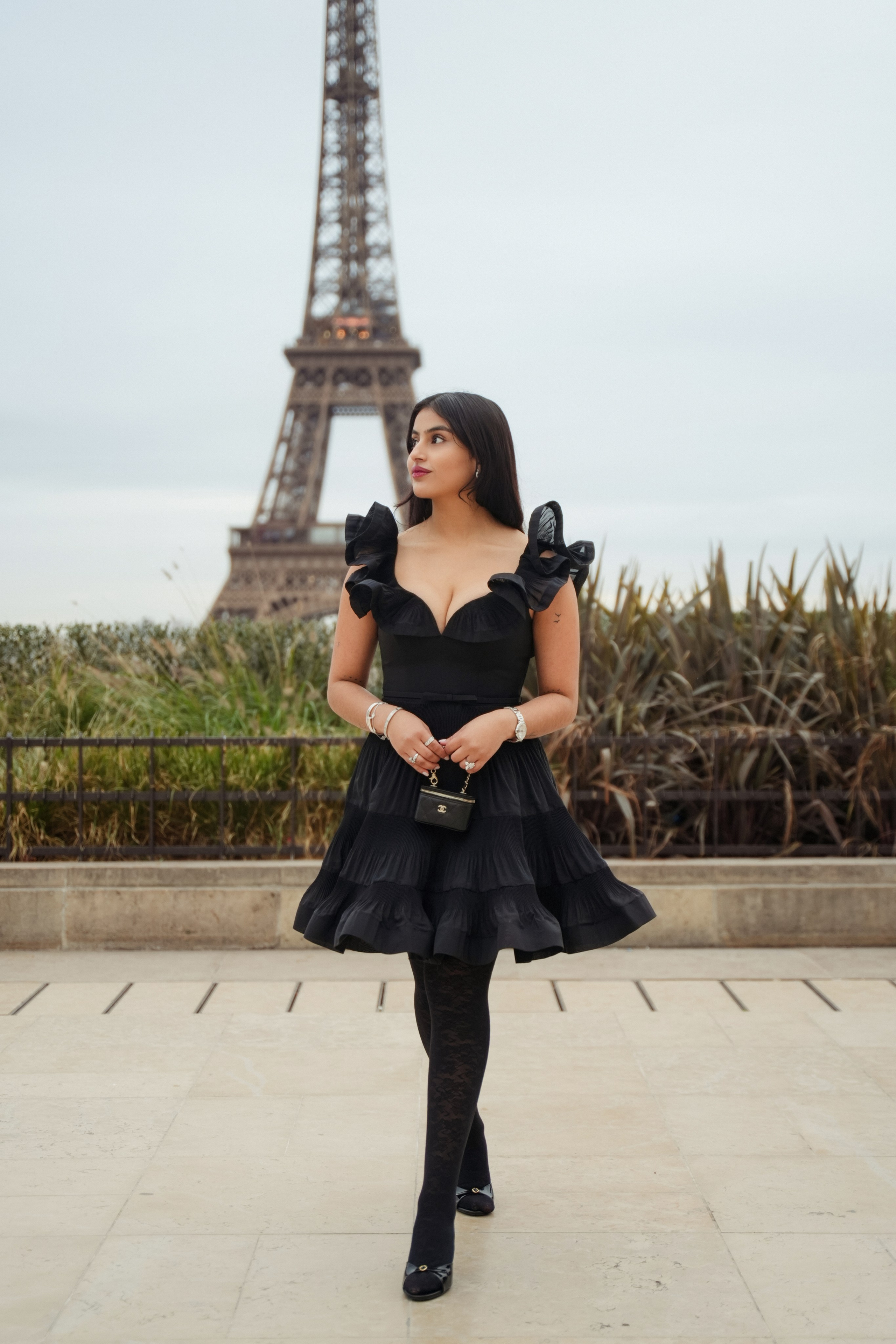 Photographer in Paris|Solo and groups, portraits & content, couples photo-shoot in Paris at the best locations